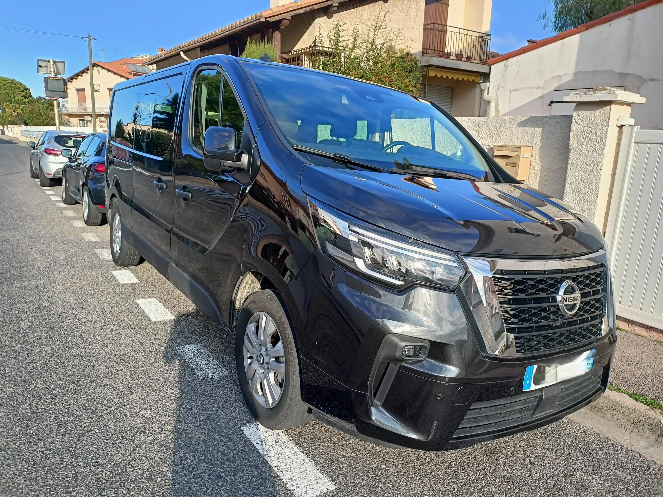 Nissan Primastar, 2022, Diesel, automatique, 9 places et plus