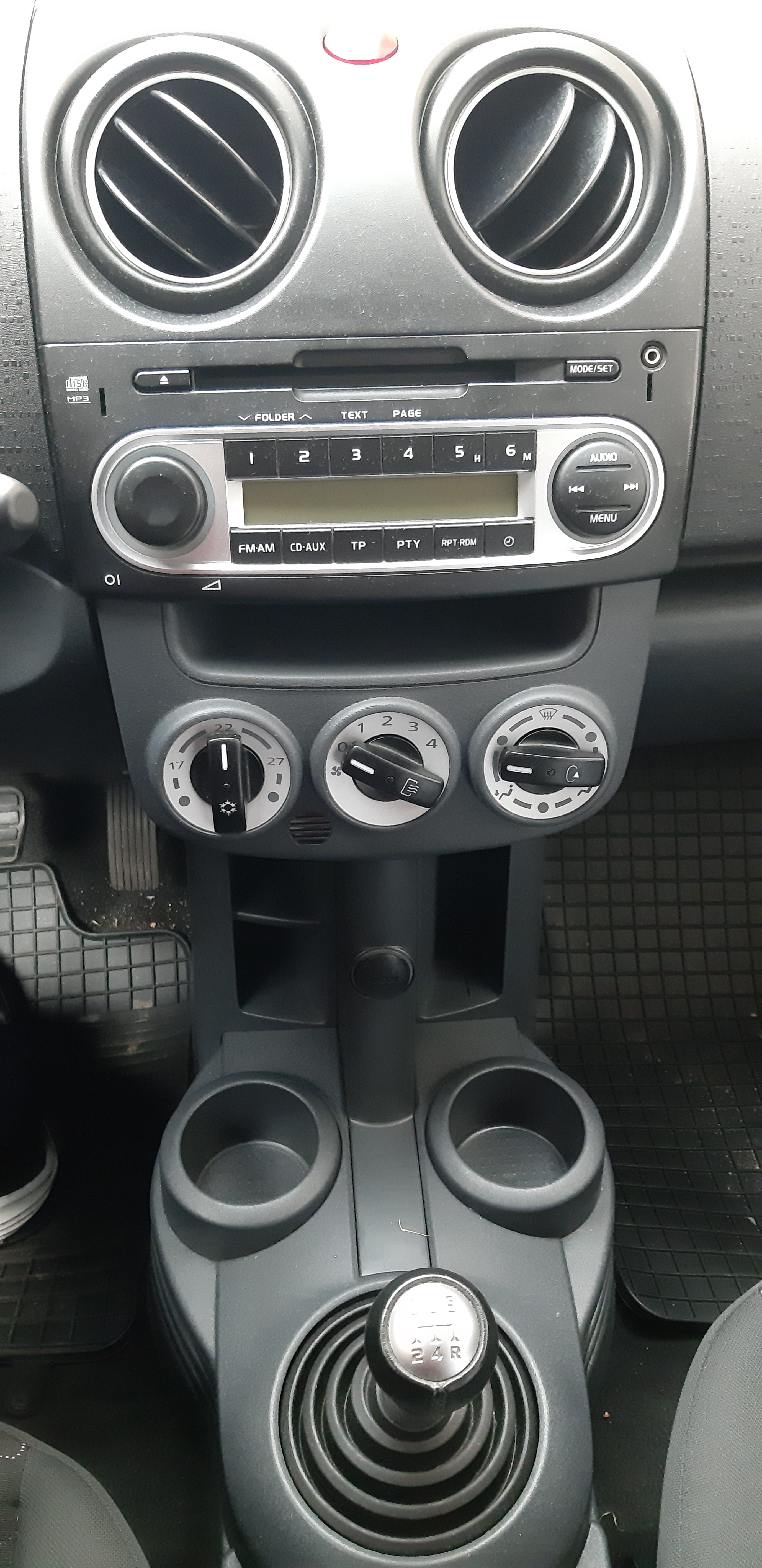 Mitsubishi Colt 1.3 Benzin Klimaanlage 5-Sitzer, 5-Türer