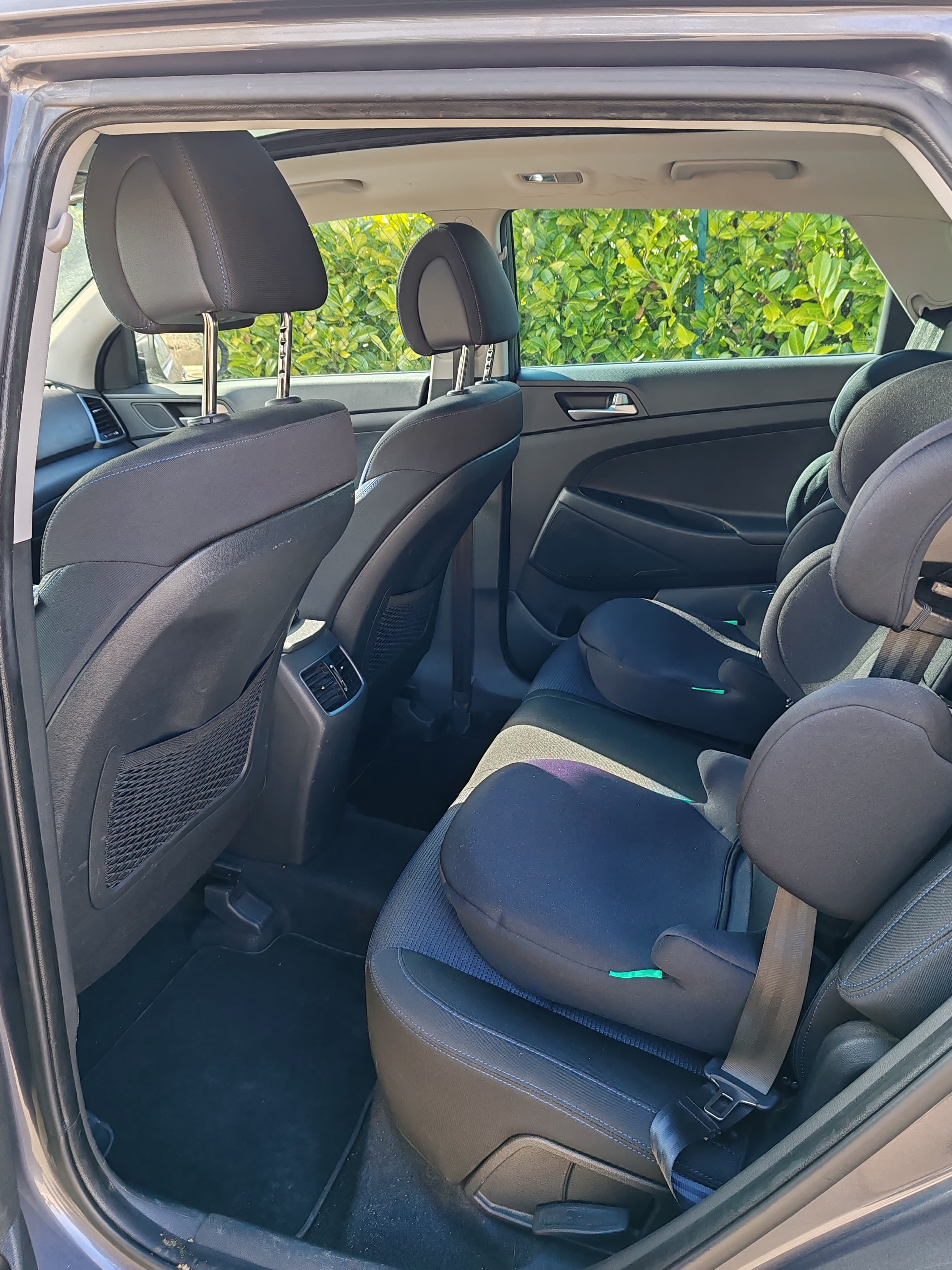 Hyundai Tucson avec Siège bébé