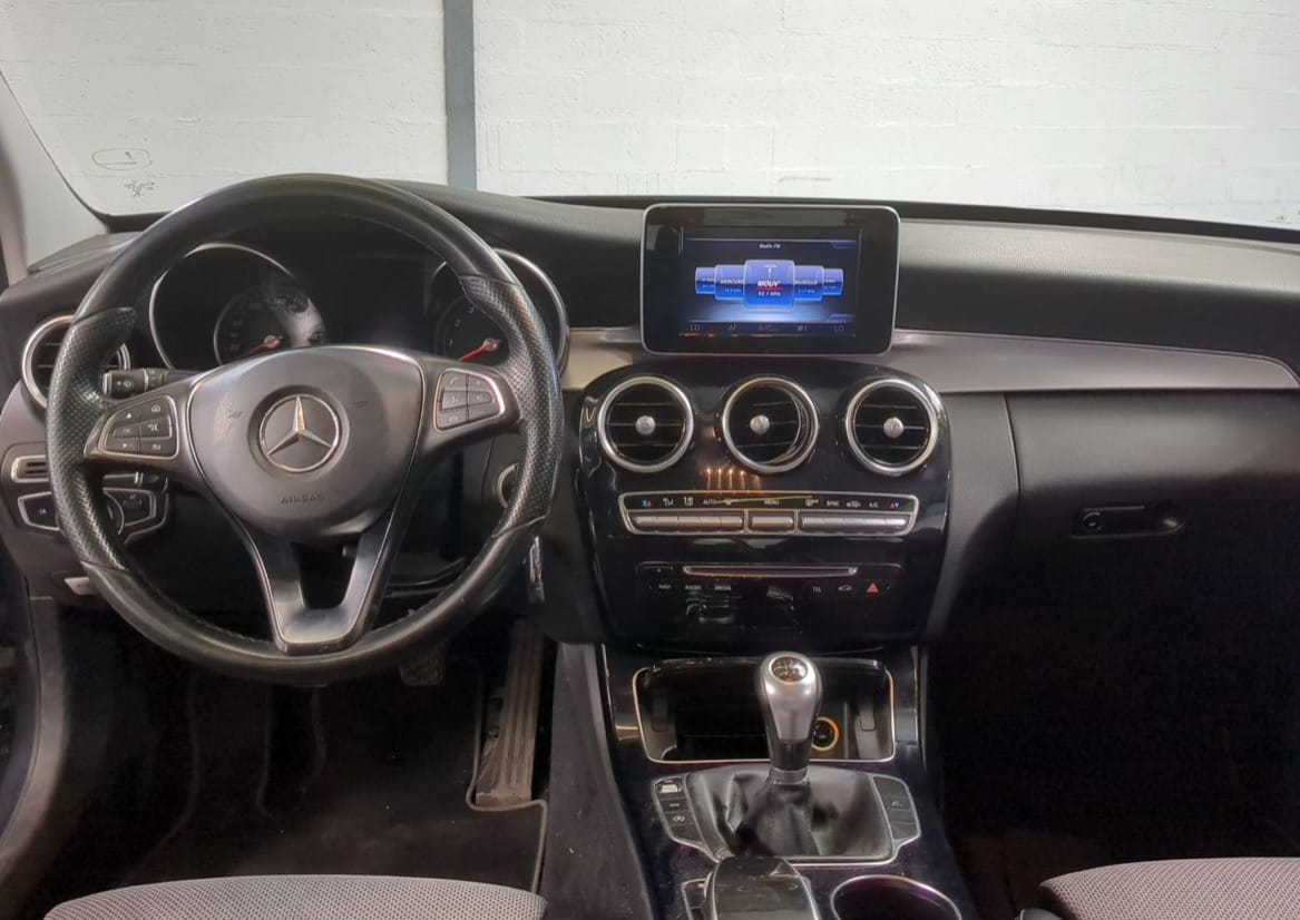 Mercedes-Benz Classe C avec GPS