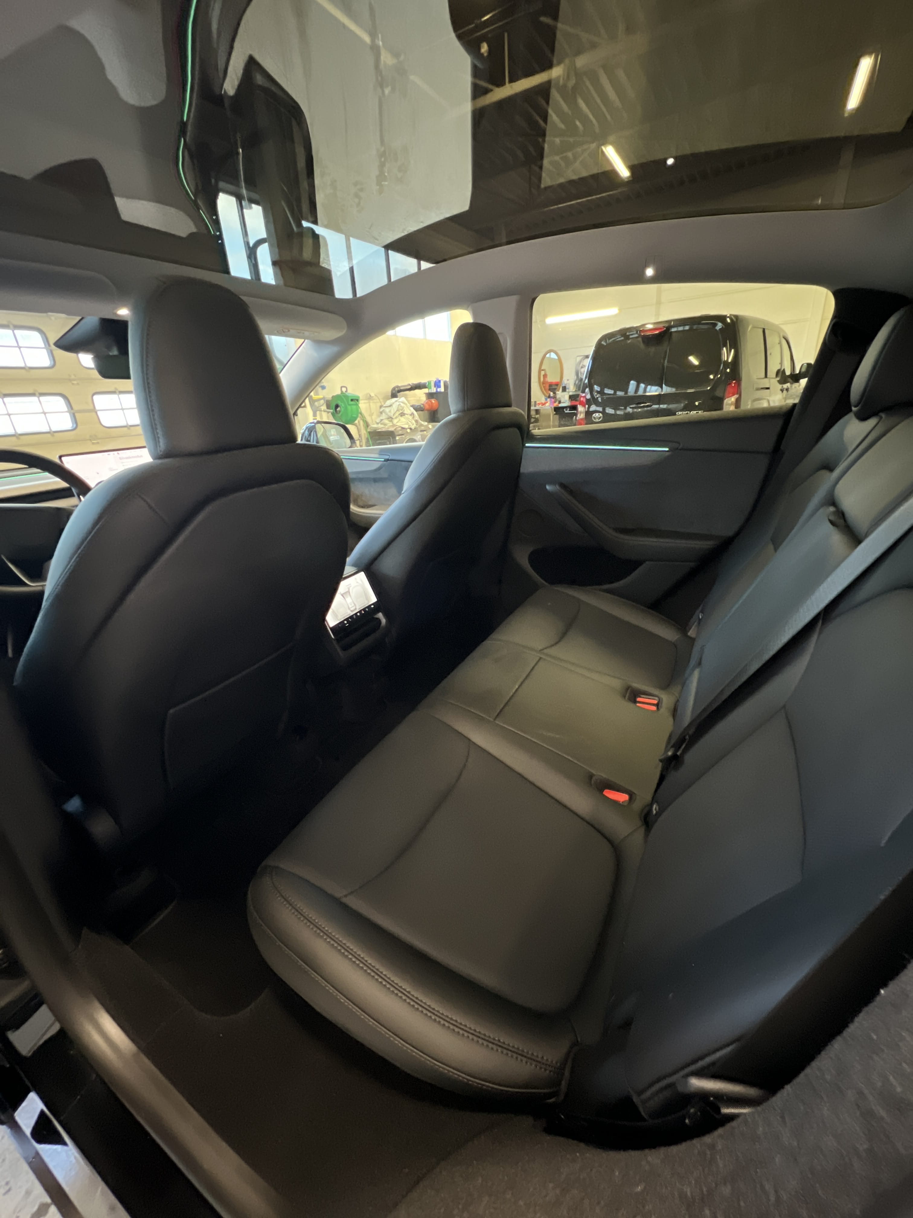 Tesla Model Y Long Range Juniper avec Quatre roues motrices