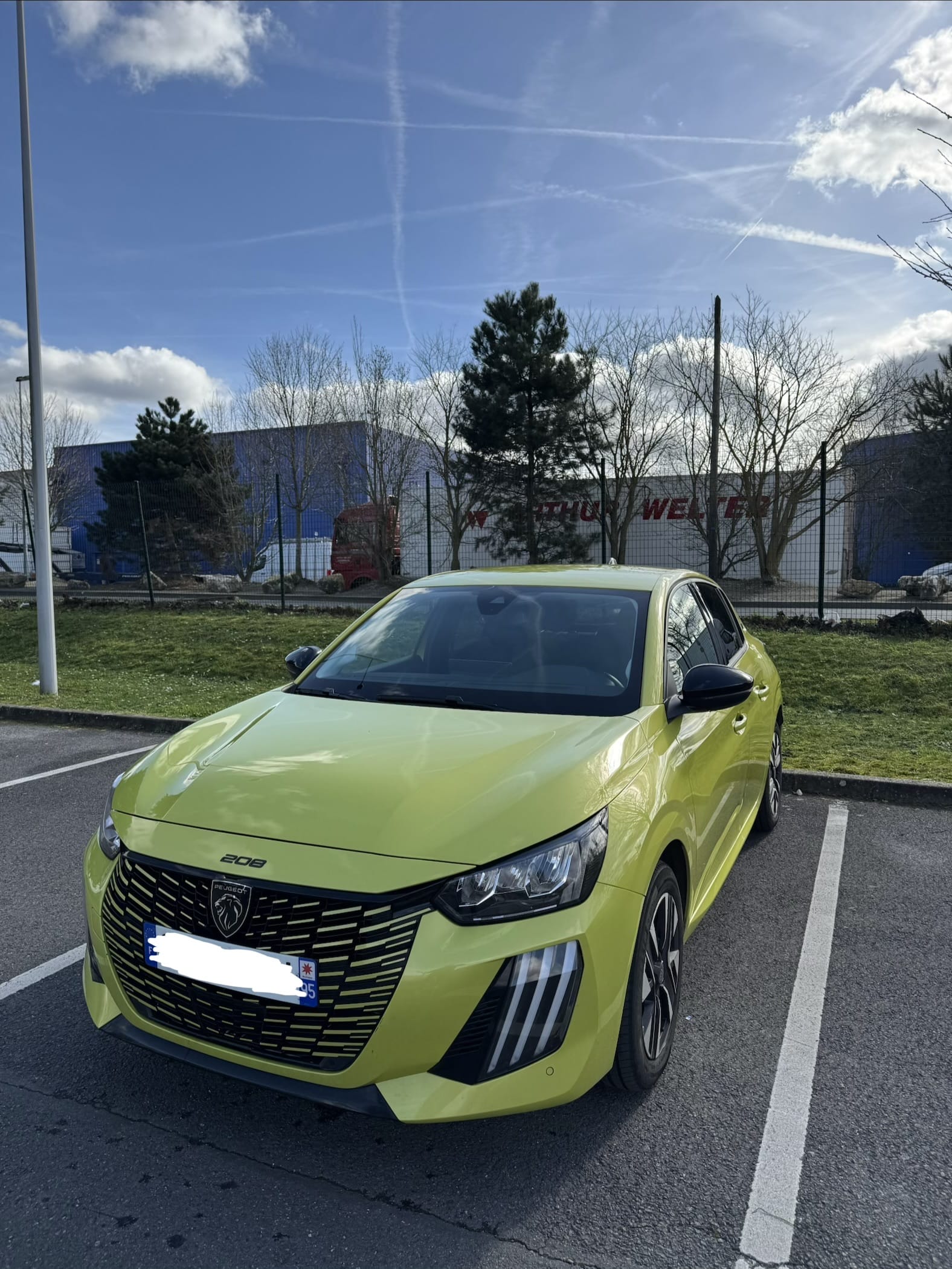 Peugeot e-208 Allure avec Climatisation