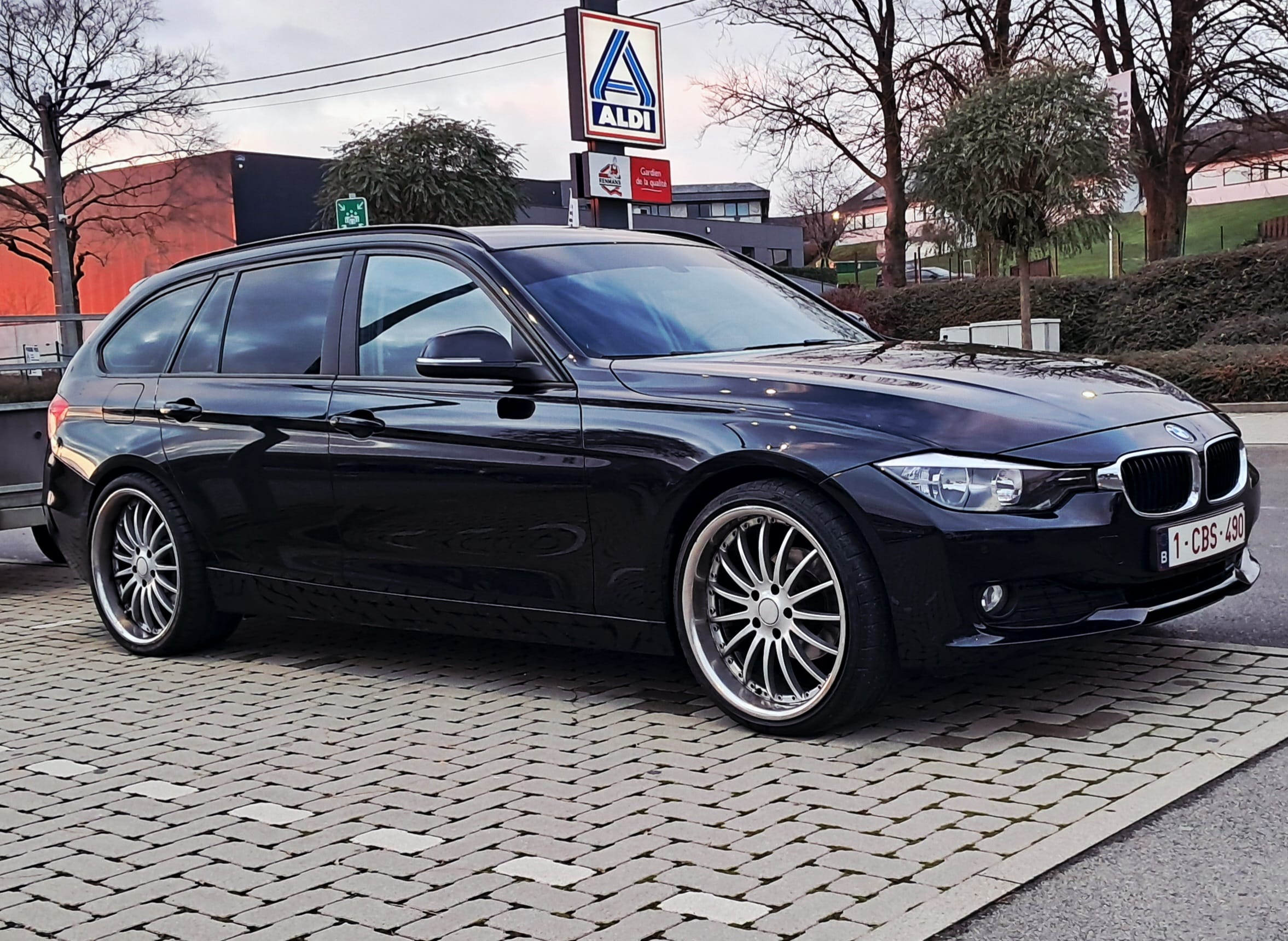 BMW Série 3 318d, 2014, Diesel (B7)