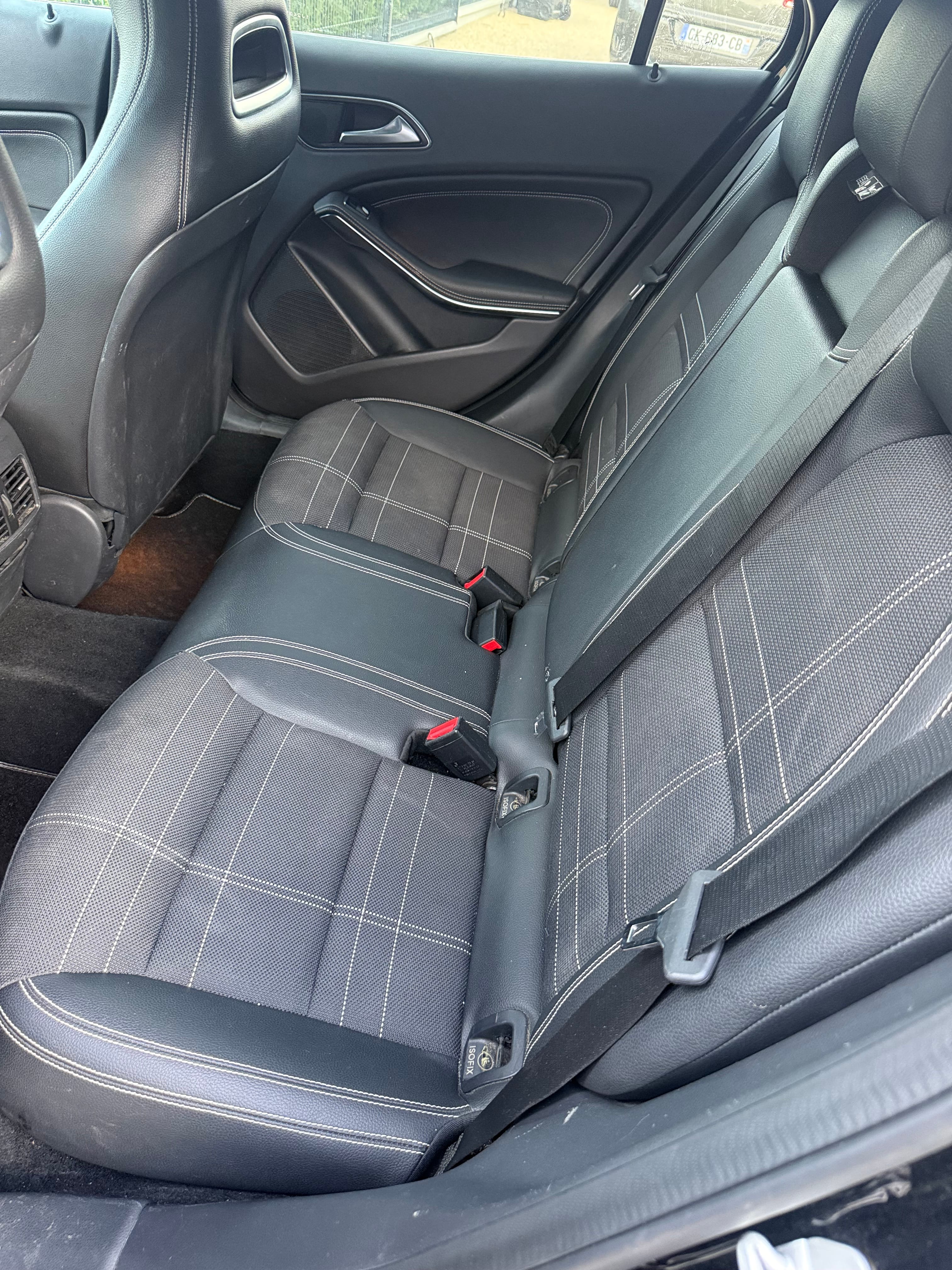 Mercedes-Benz GLA 200 avec Audio Bluetooth