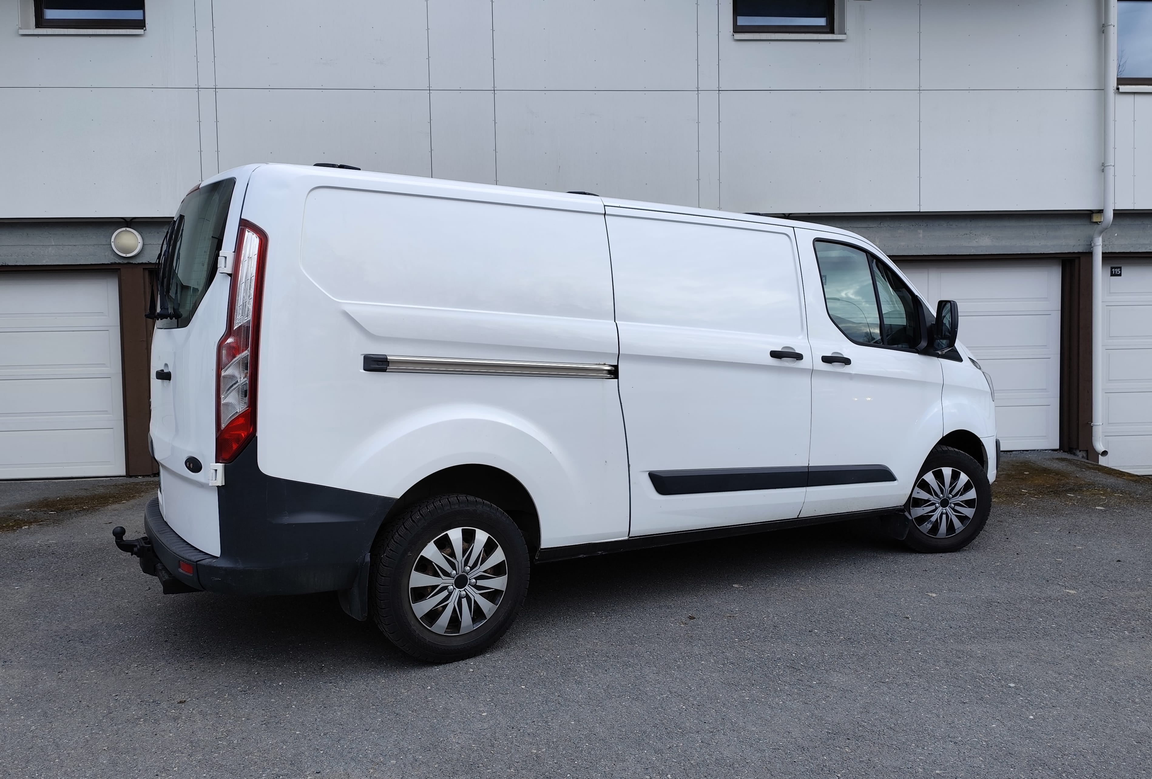 Ford Transit Varebil med Cruisekontroll