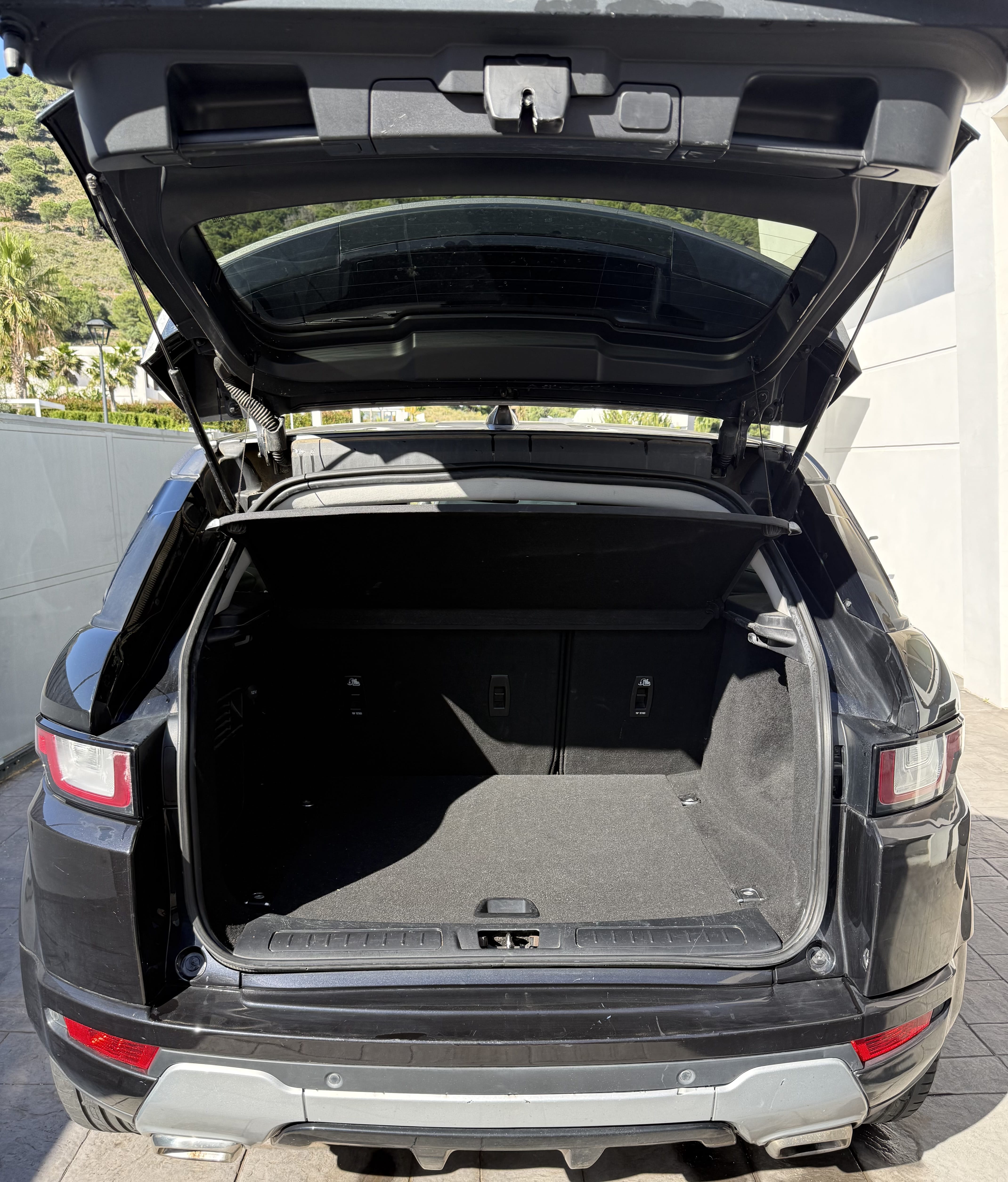 Land-Rover Range Rover Evoque SE Premium avec GPS