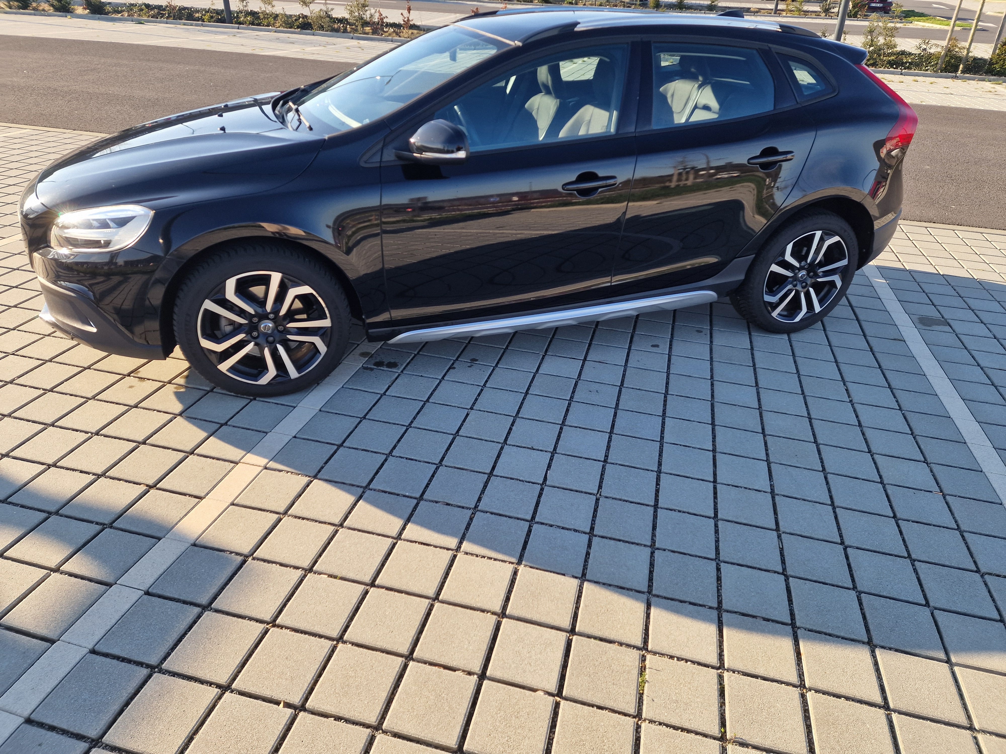 Volvo V40 Cross Country avec Climatisation