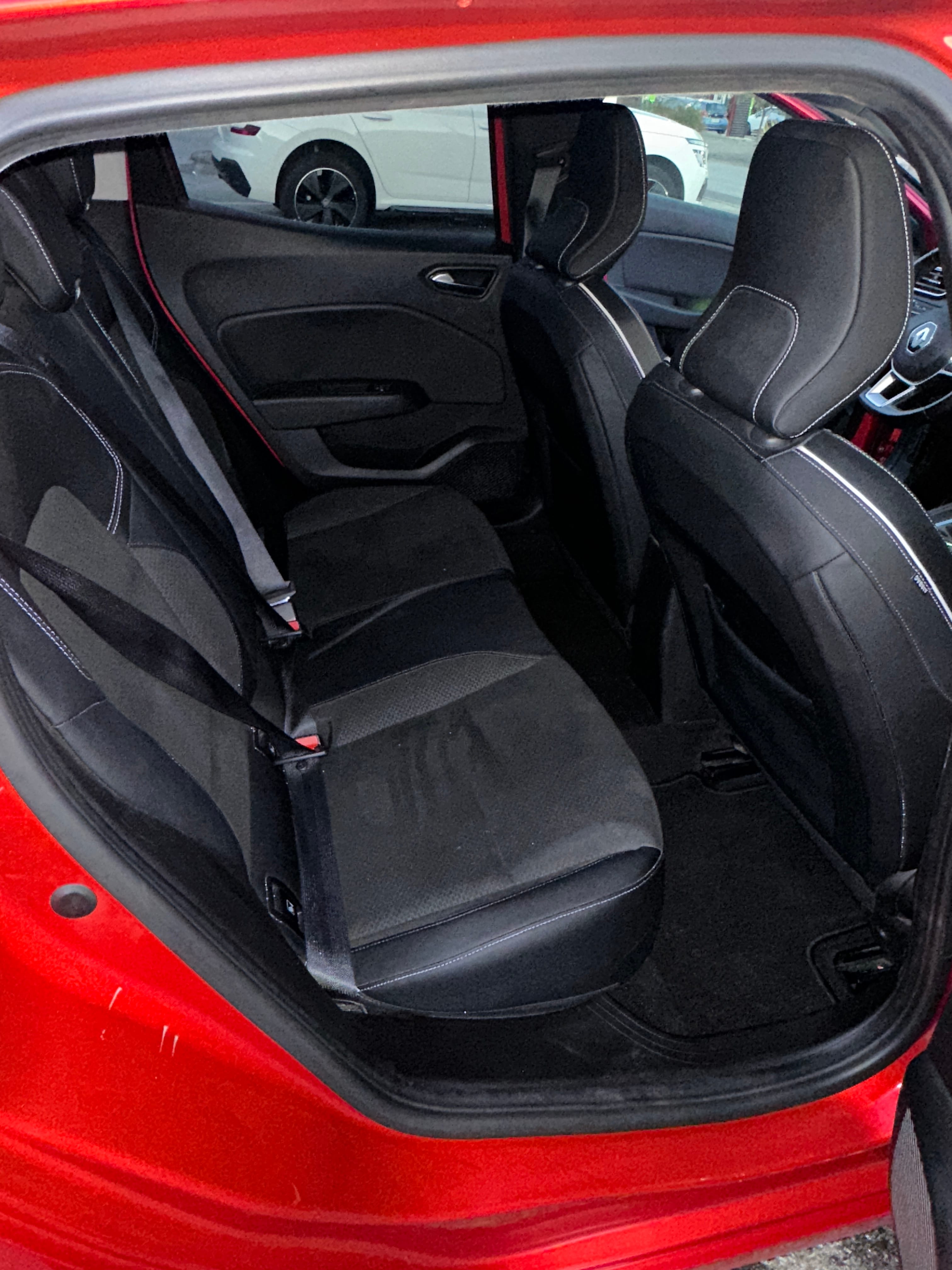 Renault Clio 1.0 TCE 100 cv INTENS avec Régulateur de vitesse