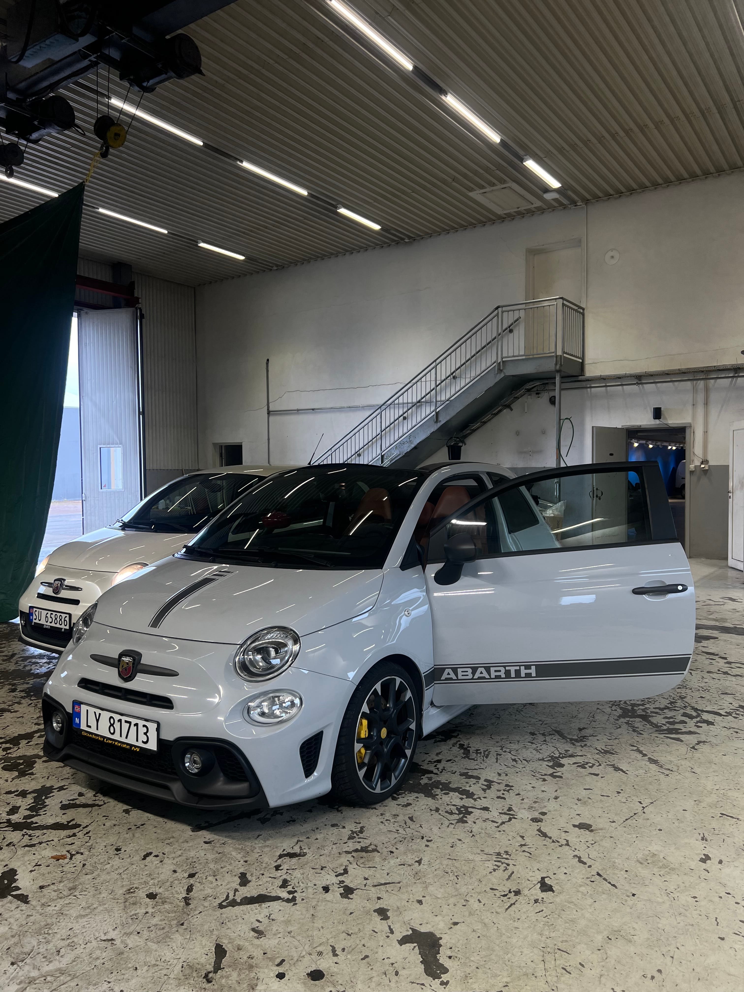 Abarth 595 1.4 - 220hk, 2017, Blyfri 95, automatisk