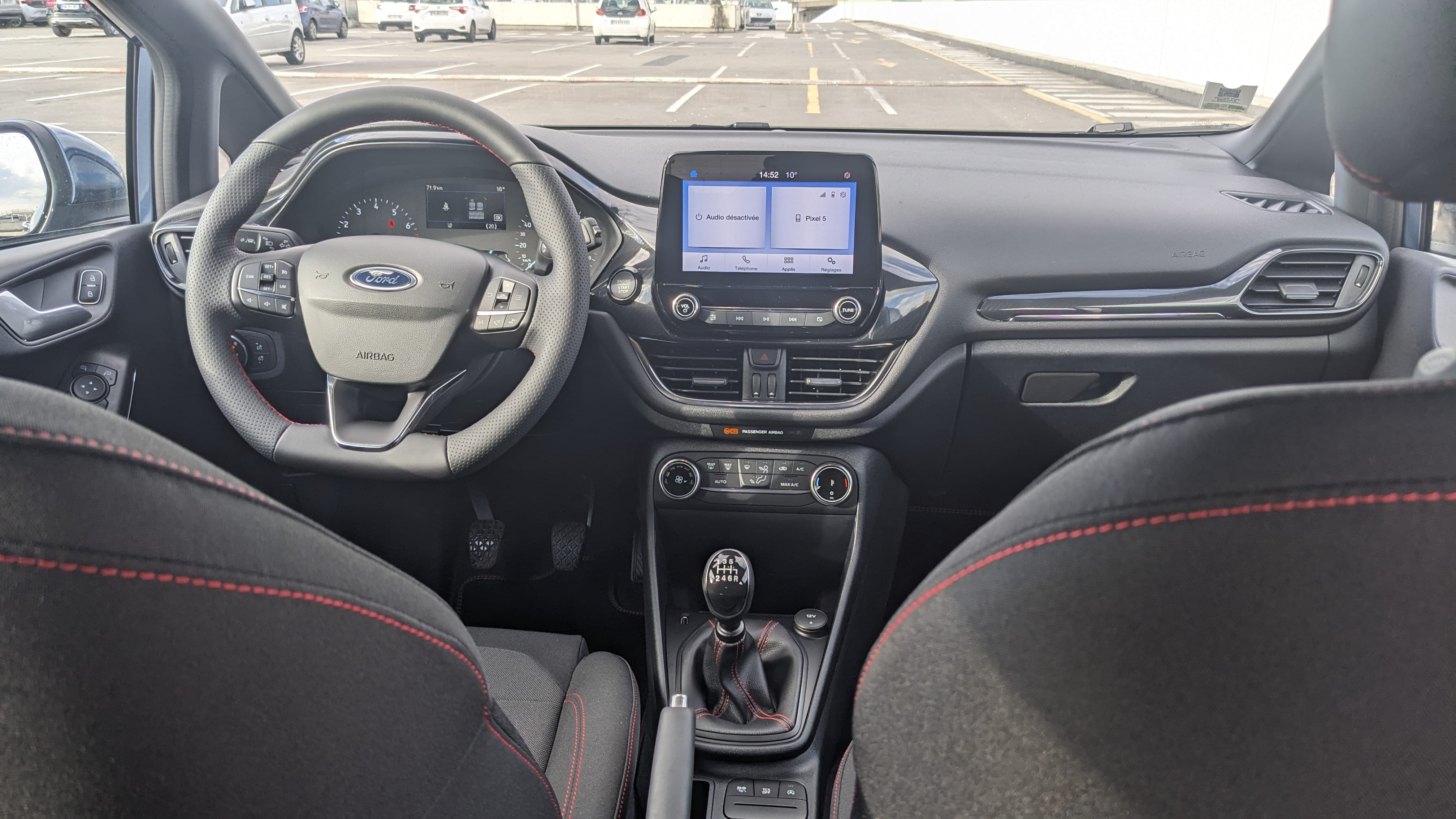 Ford Fiesta Essence/Éthanol avec Régulateur de vitesse