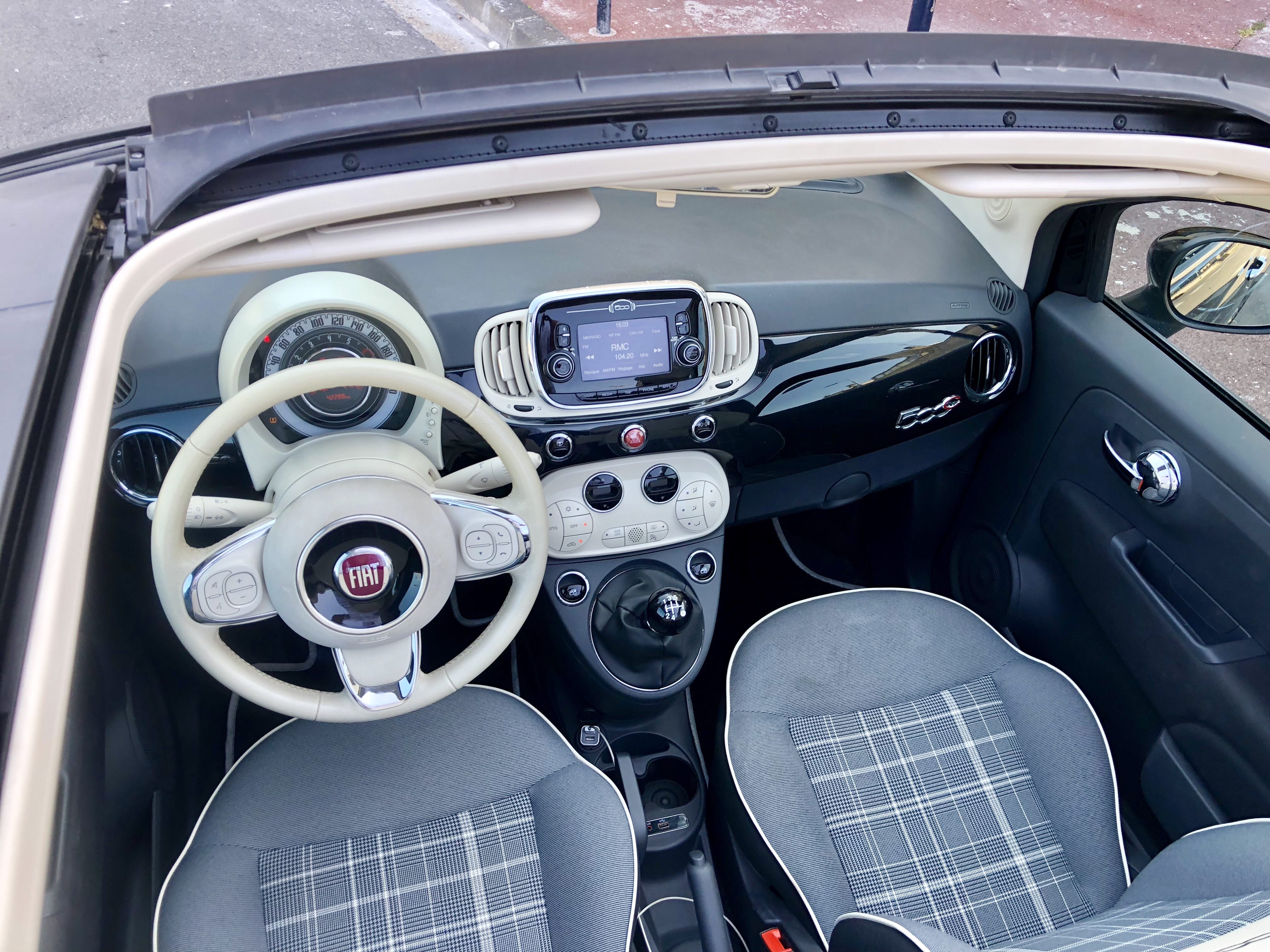 Fiat 500 C Gare ST-Jean  Louez Fiat 500 Cabriolet – Élégance, Maniabilité et Plaisir de Conduite !