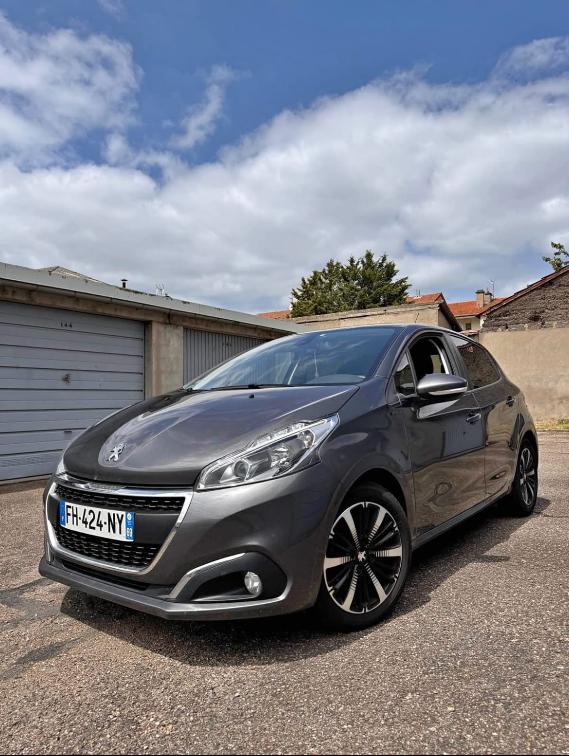 Peugeot 208 1.2 vti, 2019, Essence 95