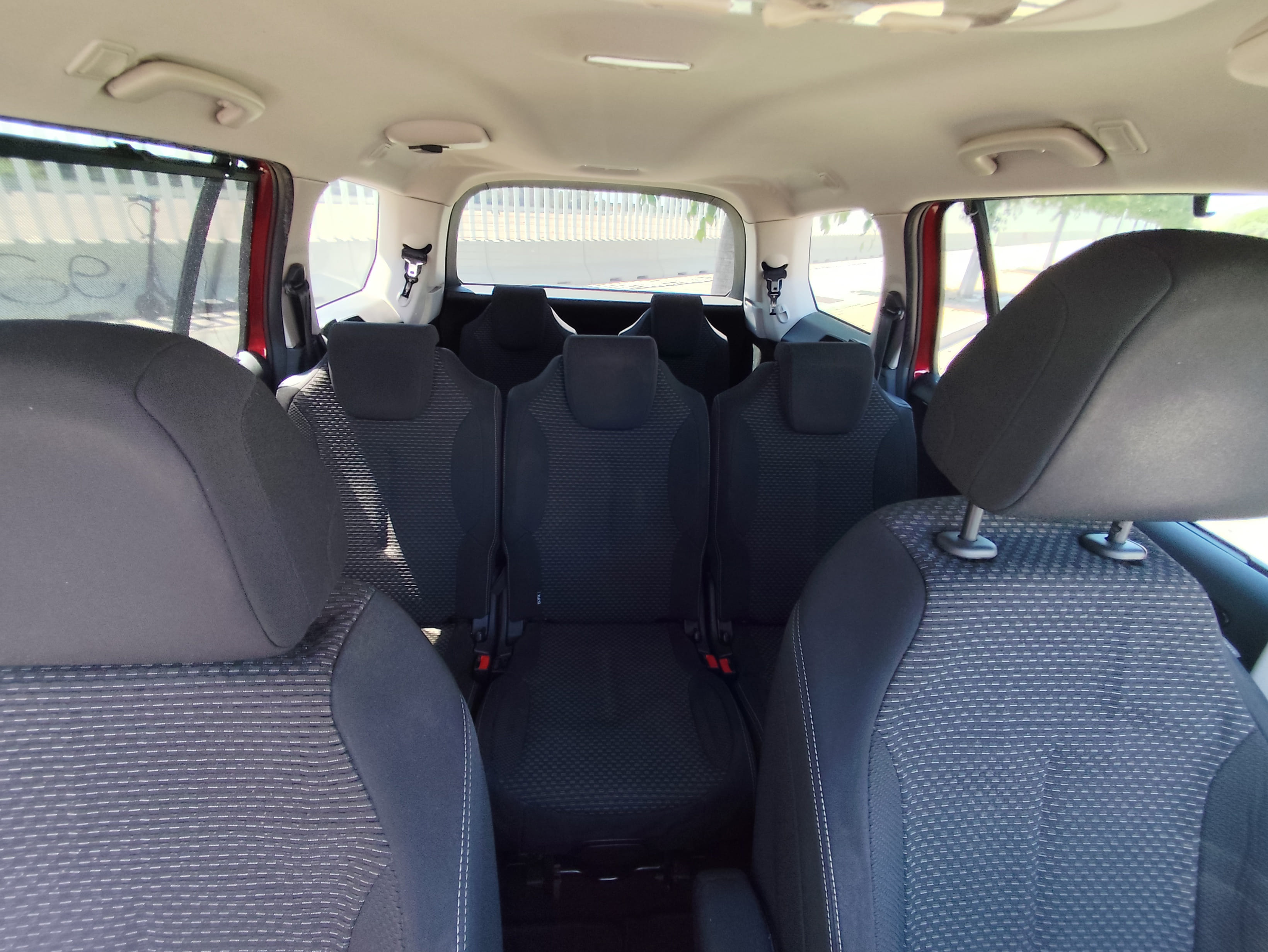 Citroen C4 Grand Picasso med USB ladeuttak