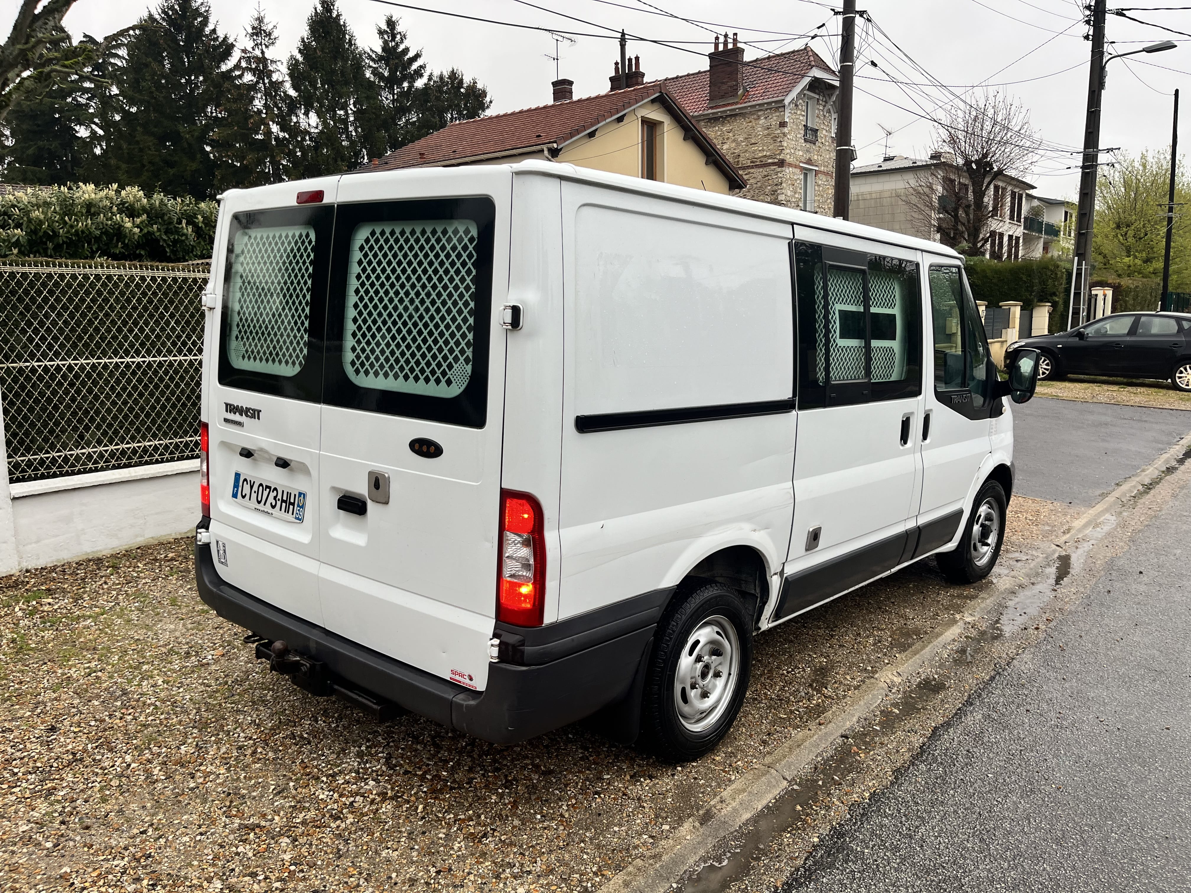 Ford Transit Fourgon TDCI 125 avec Régulateur de vitesse