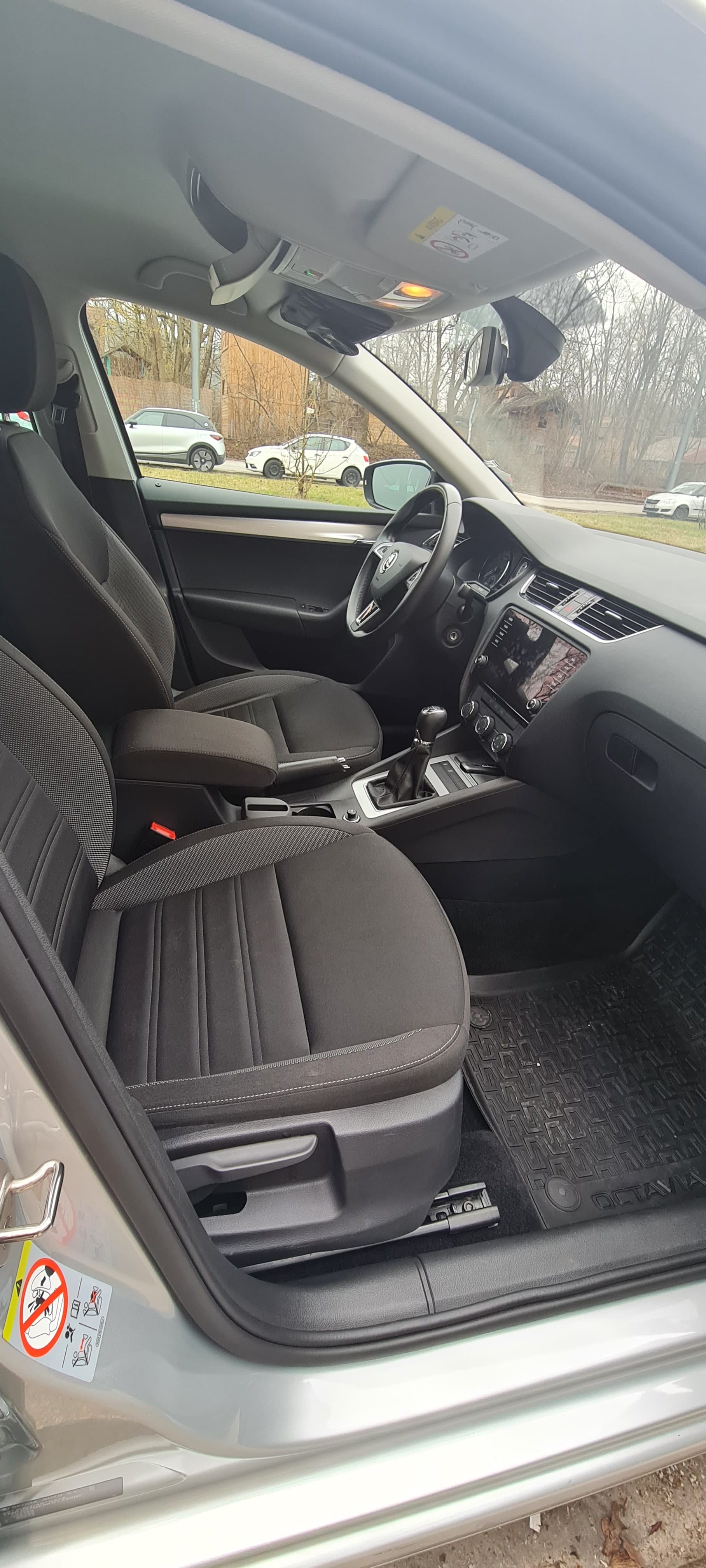 Skoda Octavia Kombi 1.6 TDI with Android Auto