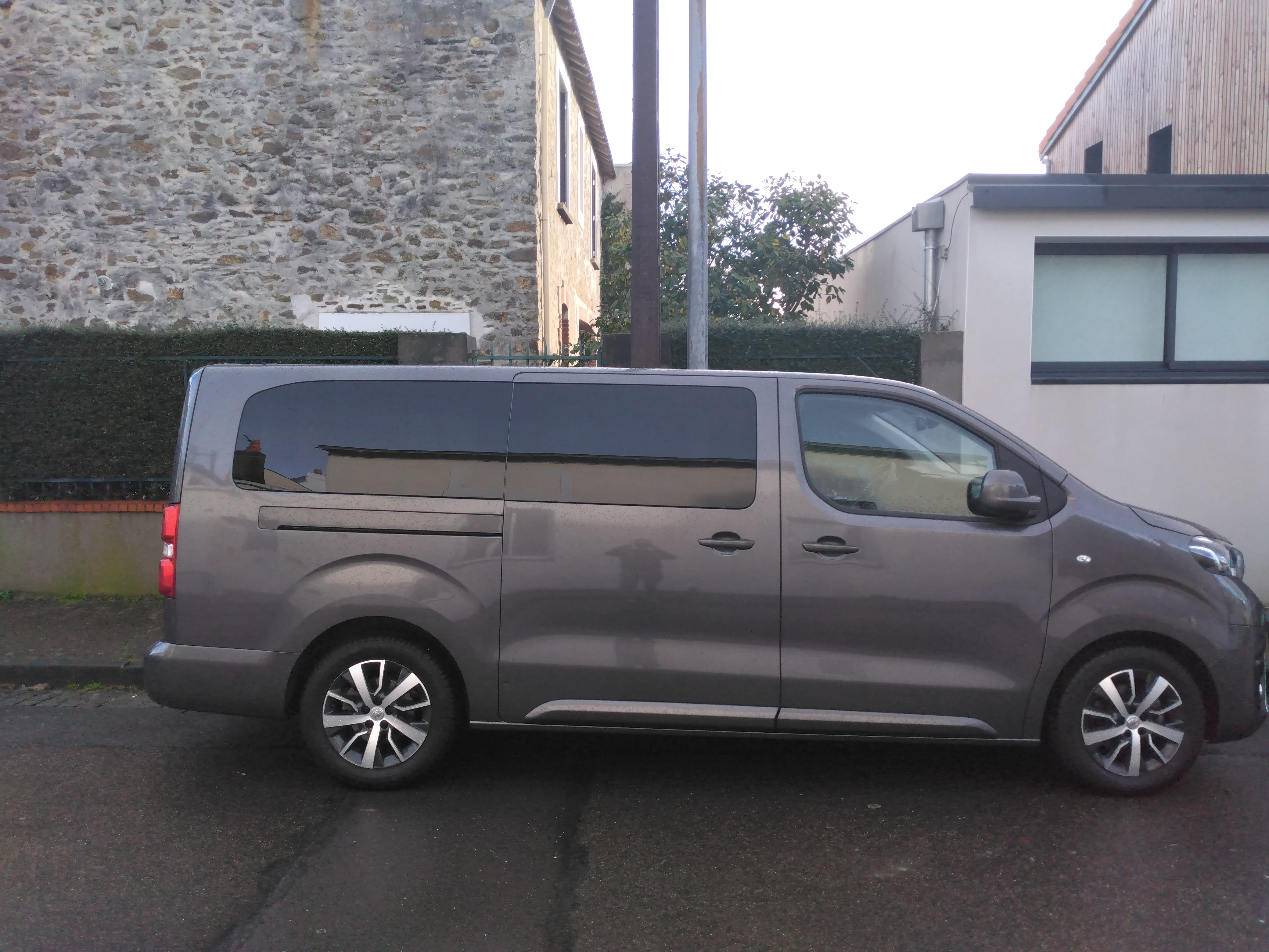 Toyota Proace Verso  Long 2.0 140 D-4D Dynamic Connect RC23 avec Climatisation
