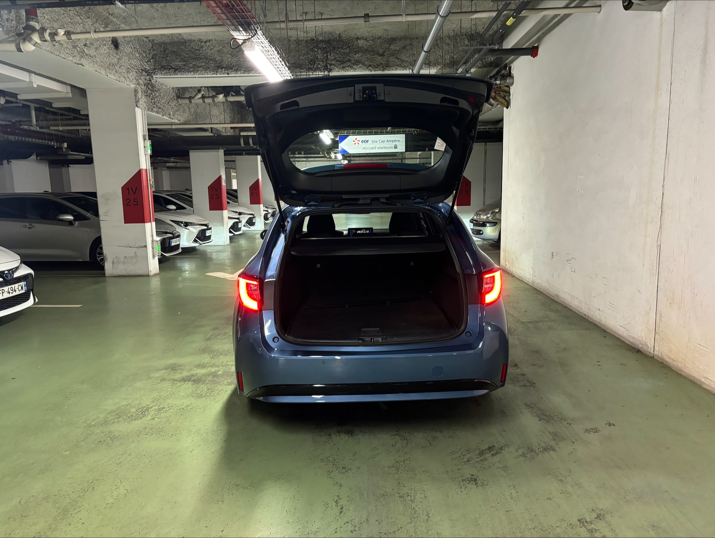 Toyota Corolla Break Hybride avec Apple CarPlay