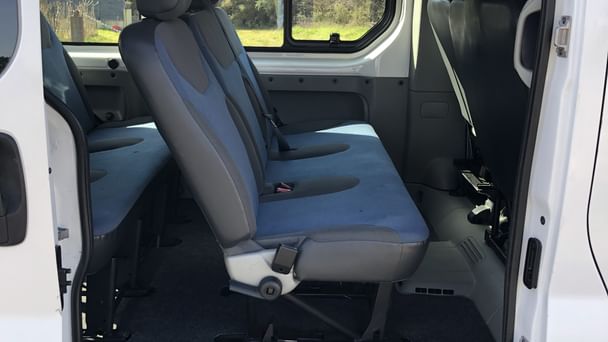 Renault Trafic Passenger 9 Places / Pessac & Aéroport de Bordeaux avec Pneus neige