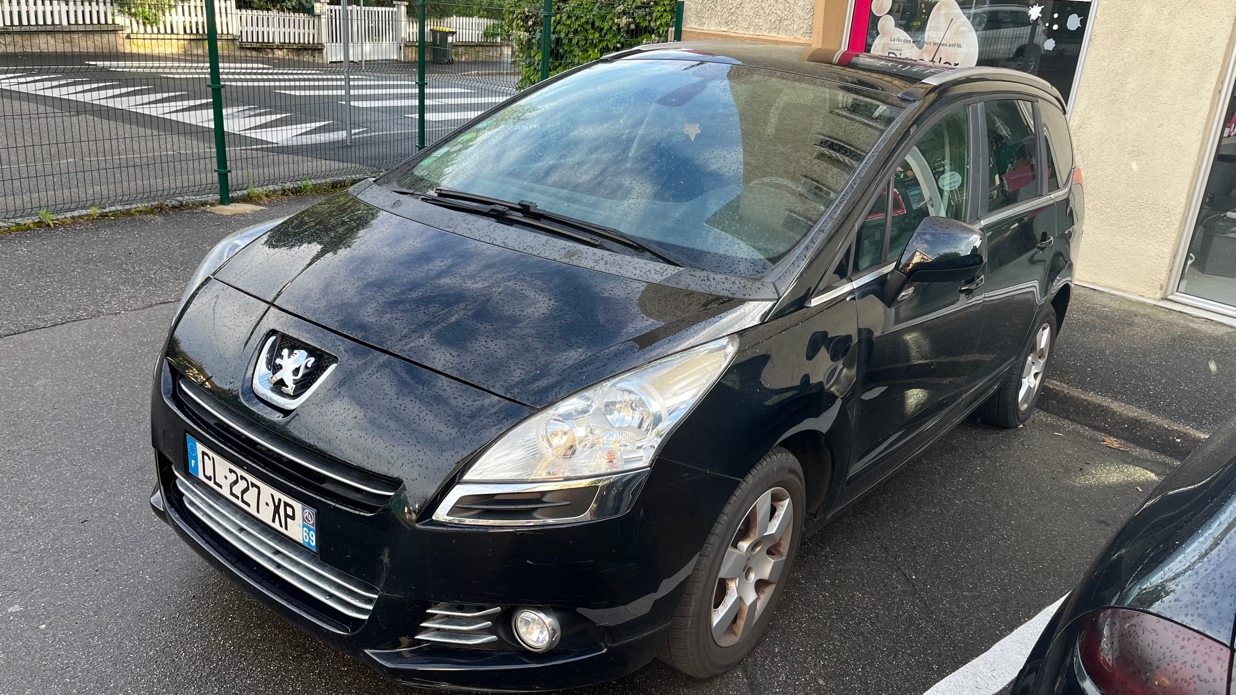 Peugeot 5008 avec Climatisation