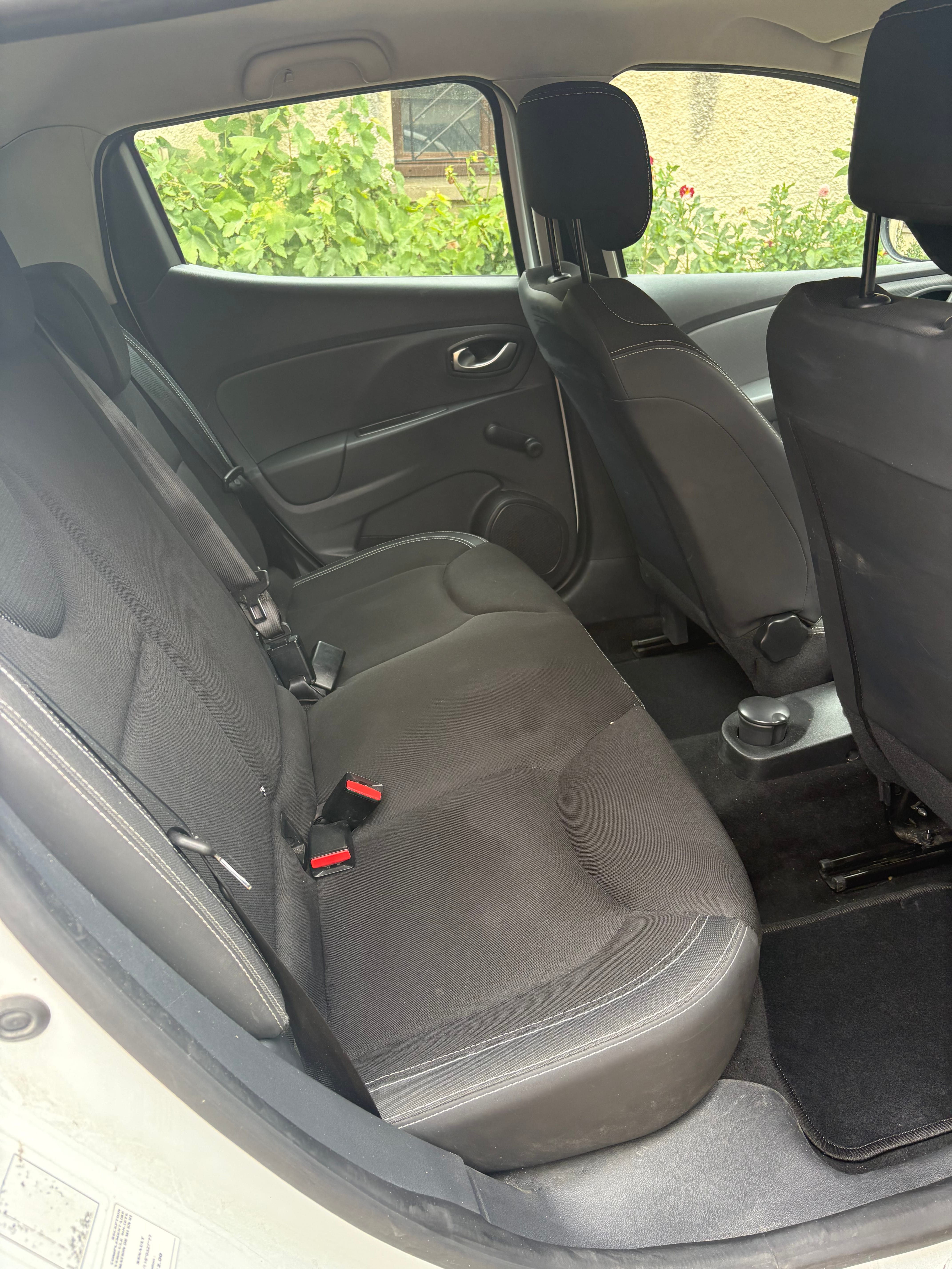 Renault Clio 1L5 DCI avec Audio Bluetooth