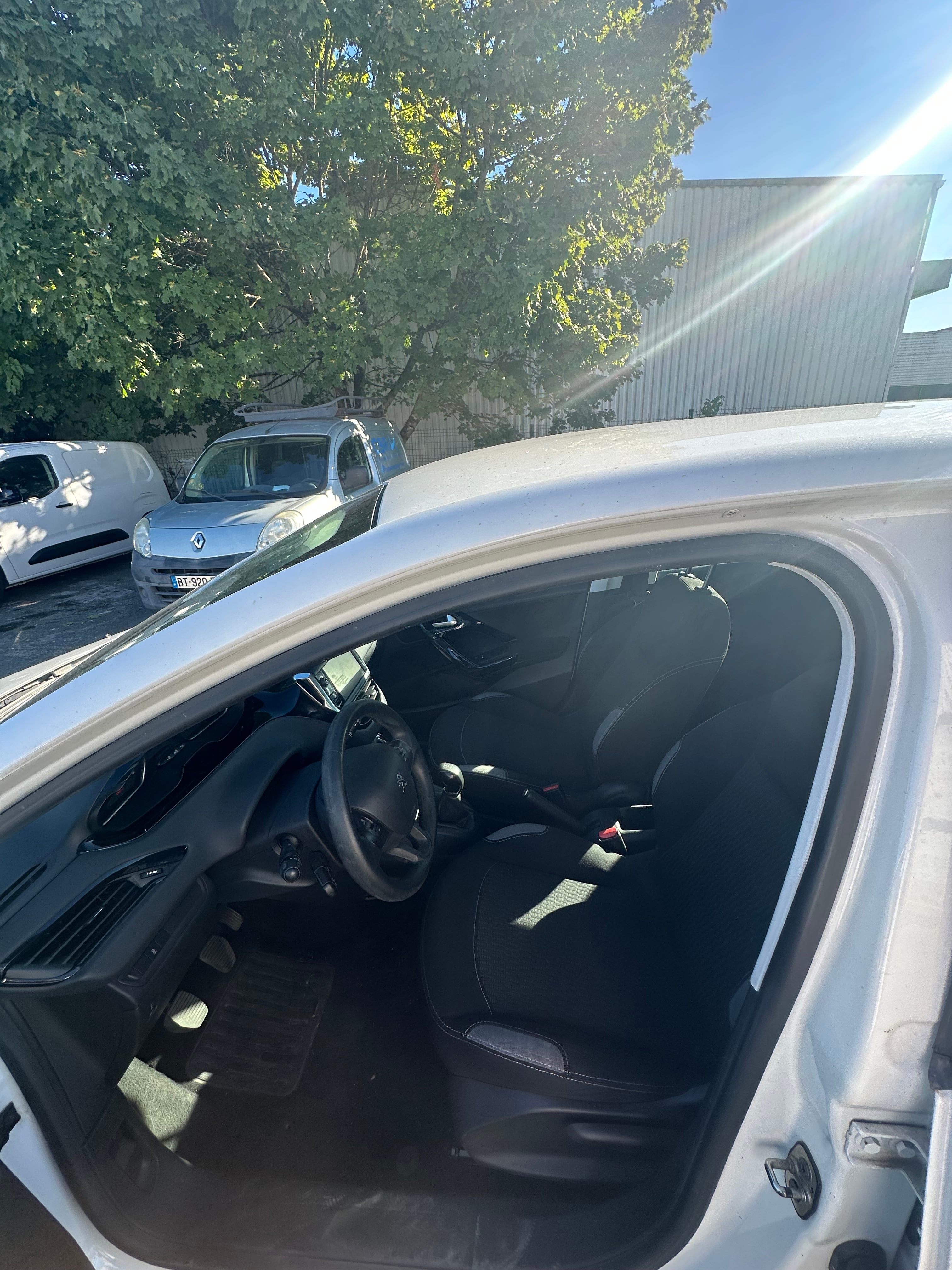 Peugeot 208 avec Régulateur de vitesse