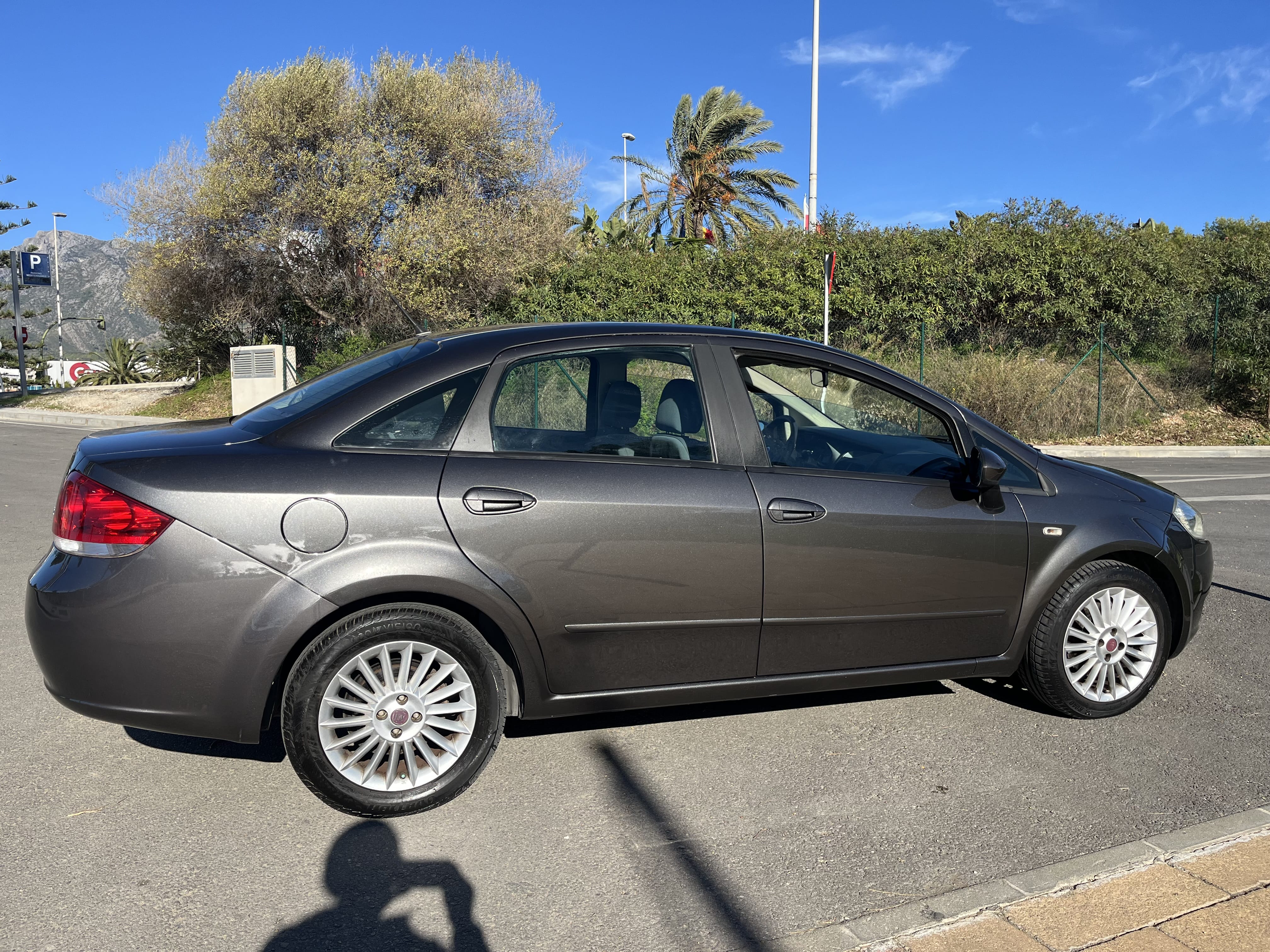 Fiat Linea con Aire acondicionado