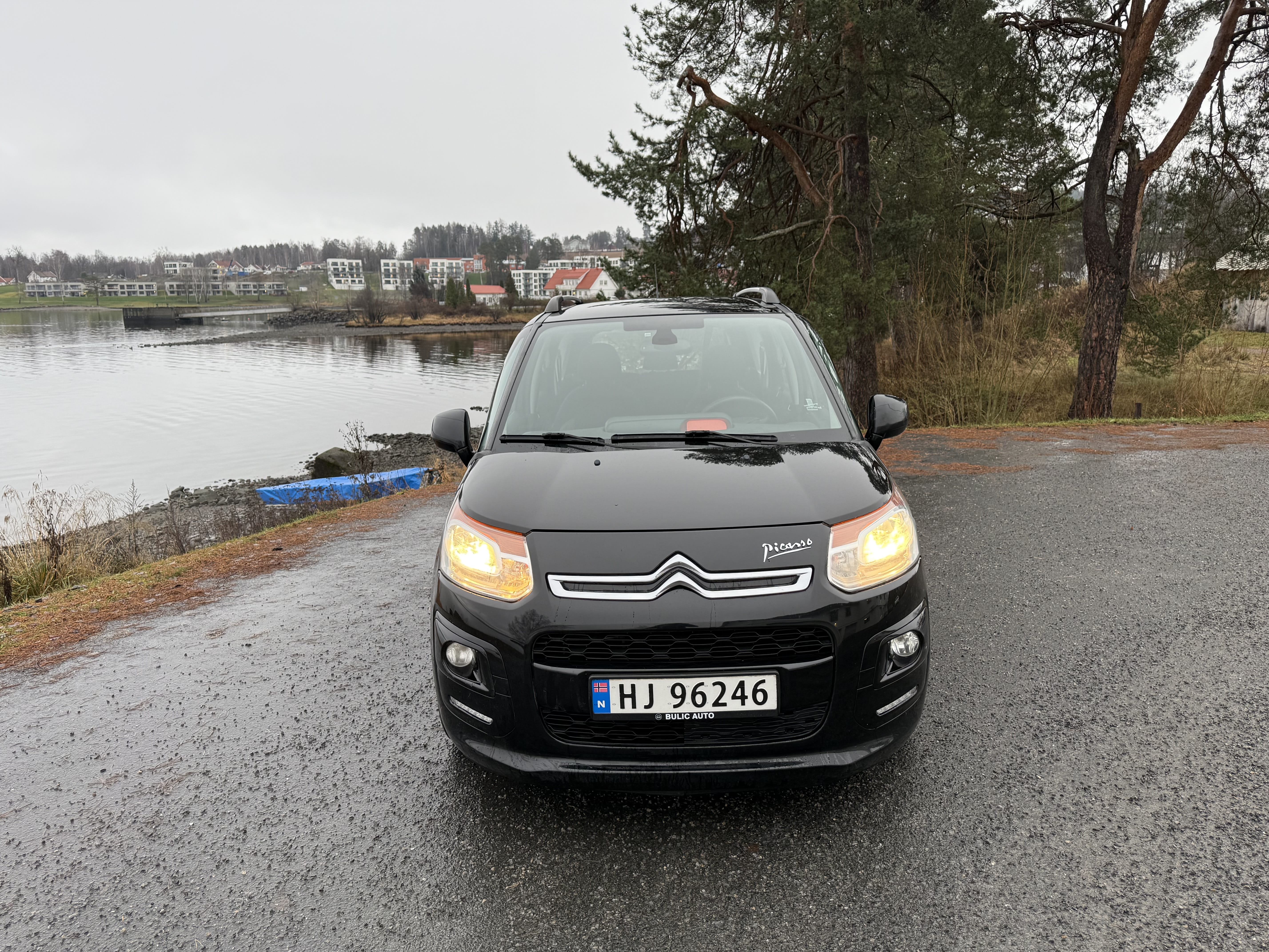 Citroen C3 Picasso Automat - Gratis parkering with USB charging ports