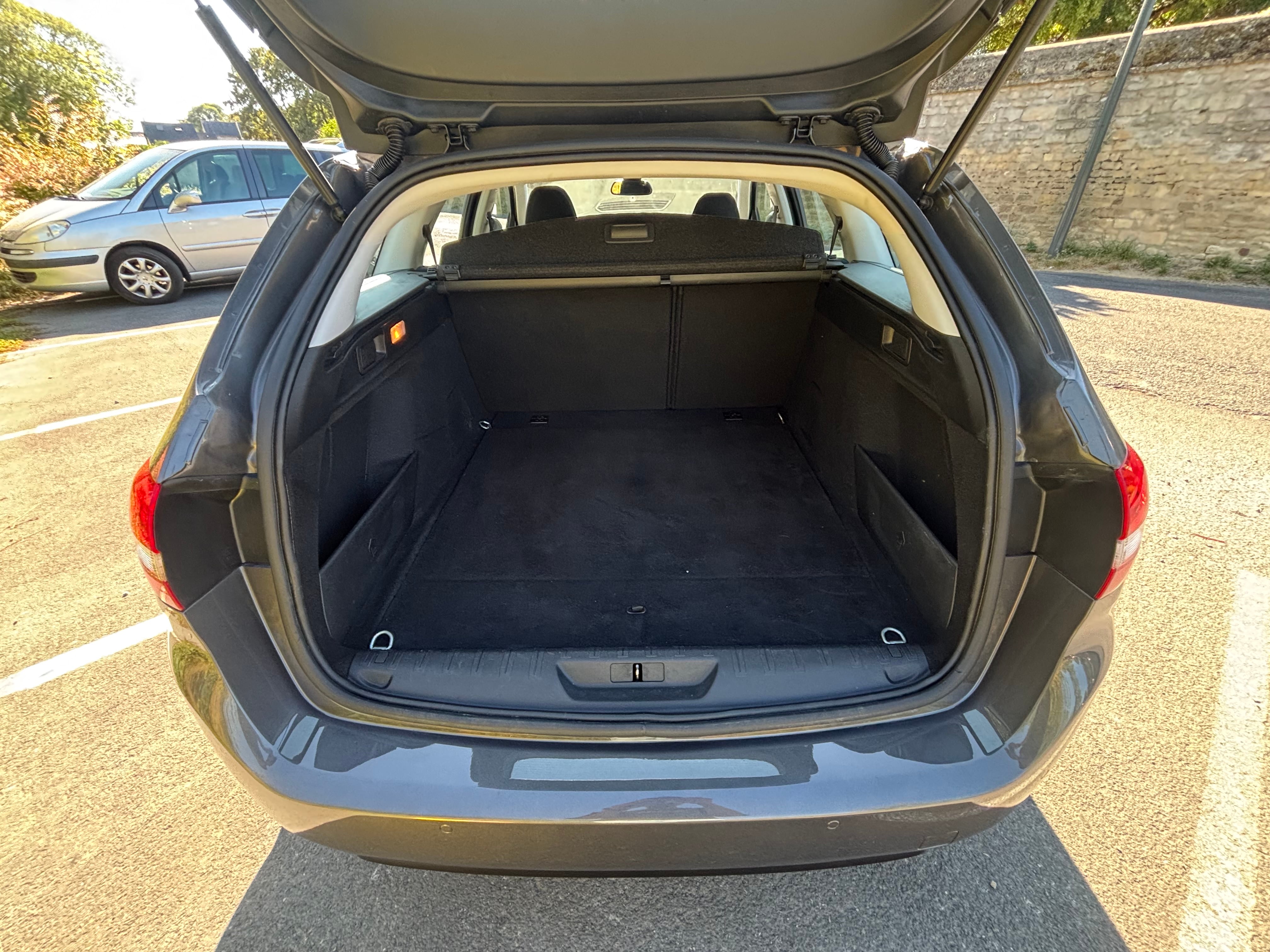 Peugeot 308 SW avec Audio Bluetooth