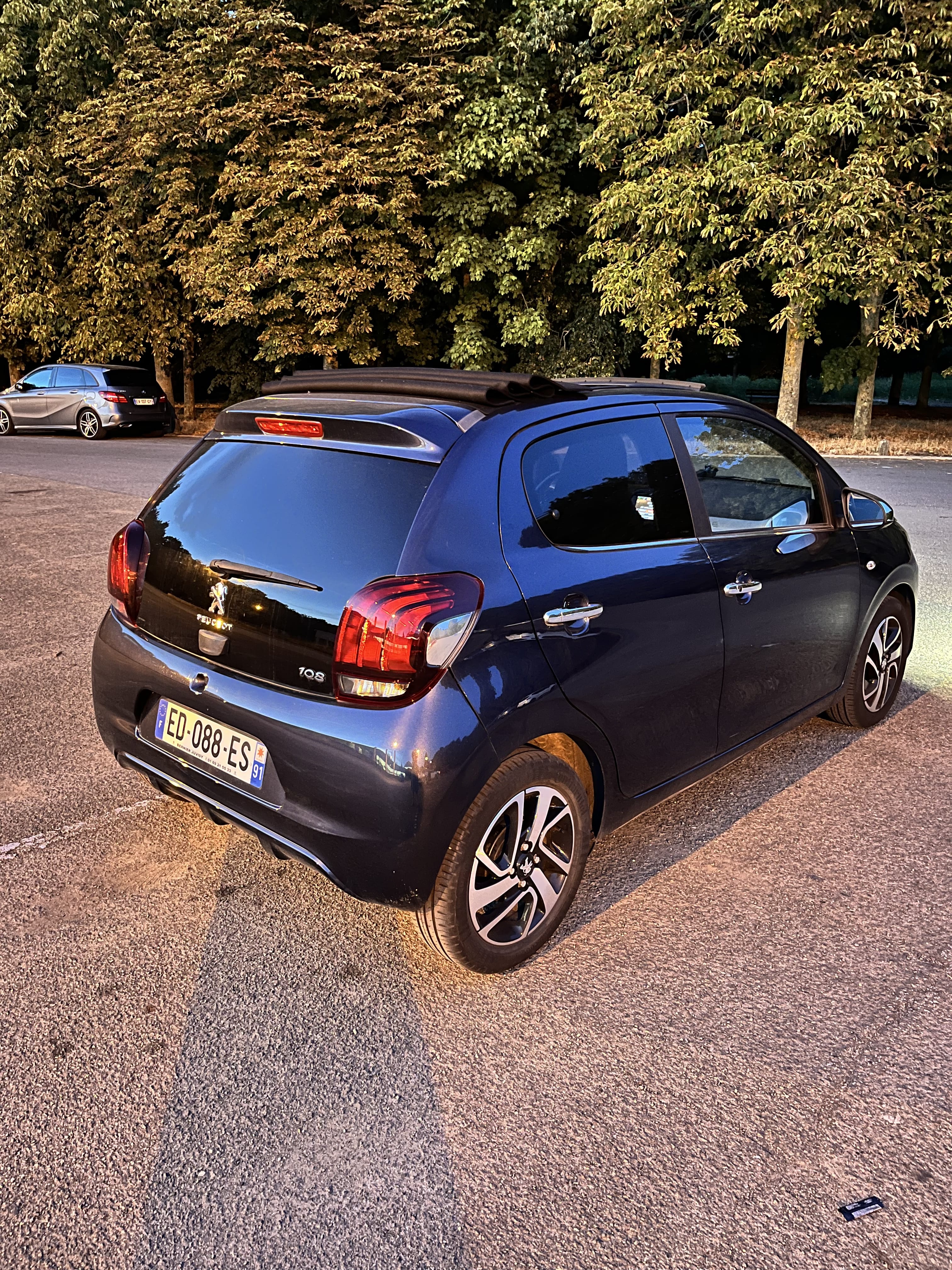 Peugeot 108 Cabriolet con Audio Bluetooth
