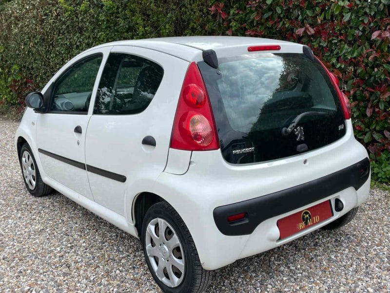 Peugeot 107