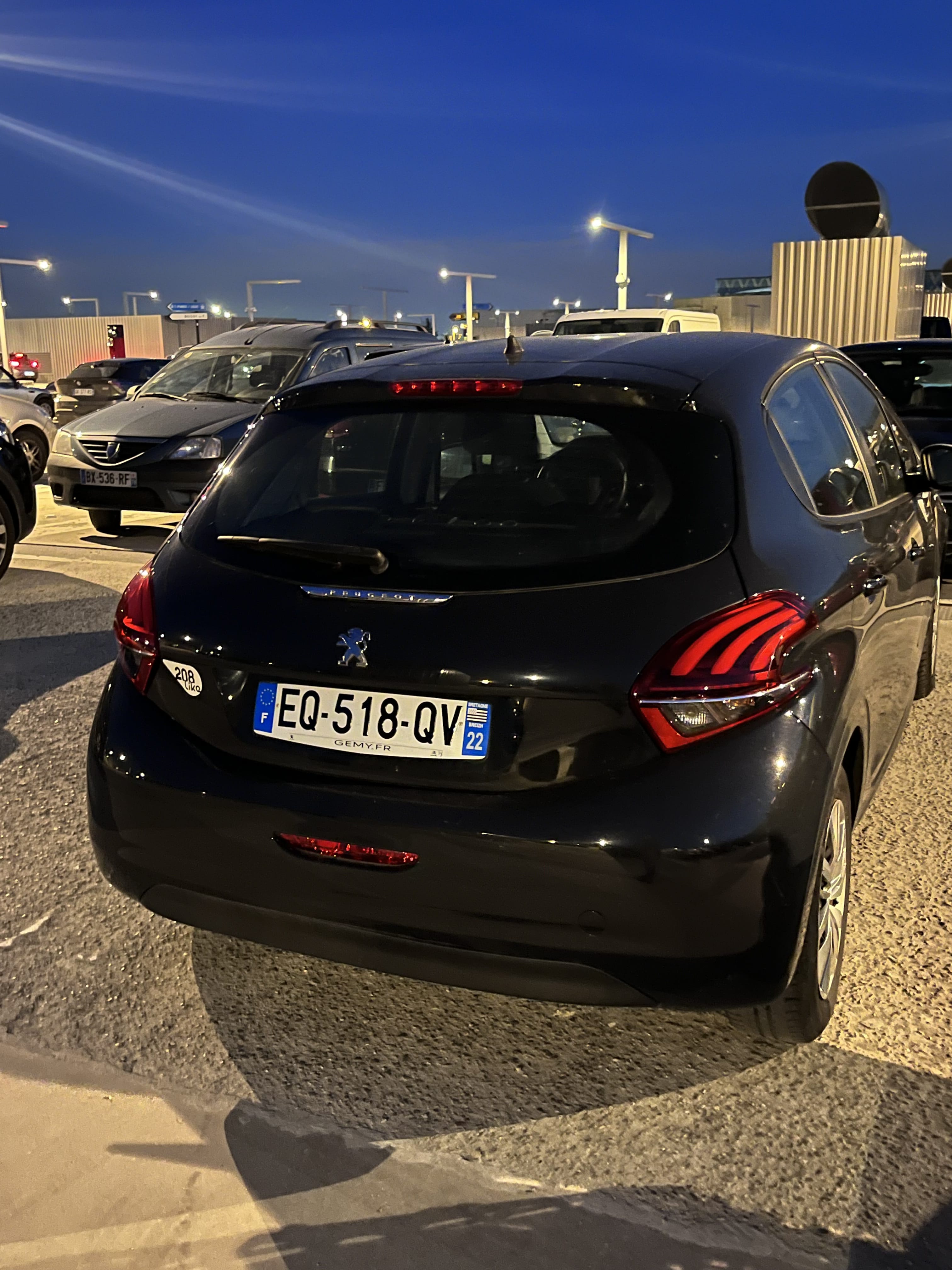 Peugeot 208 avec Régulateur de vitesse