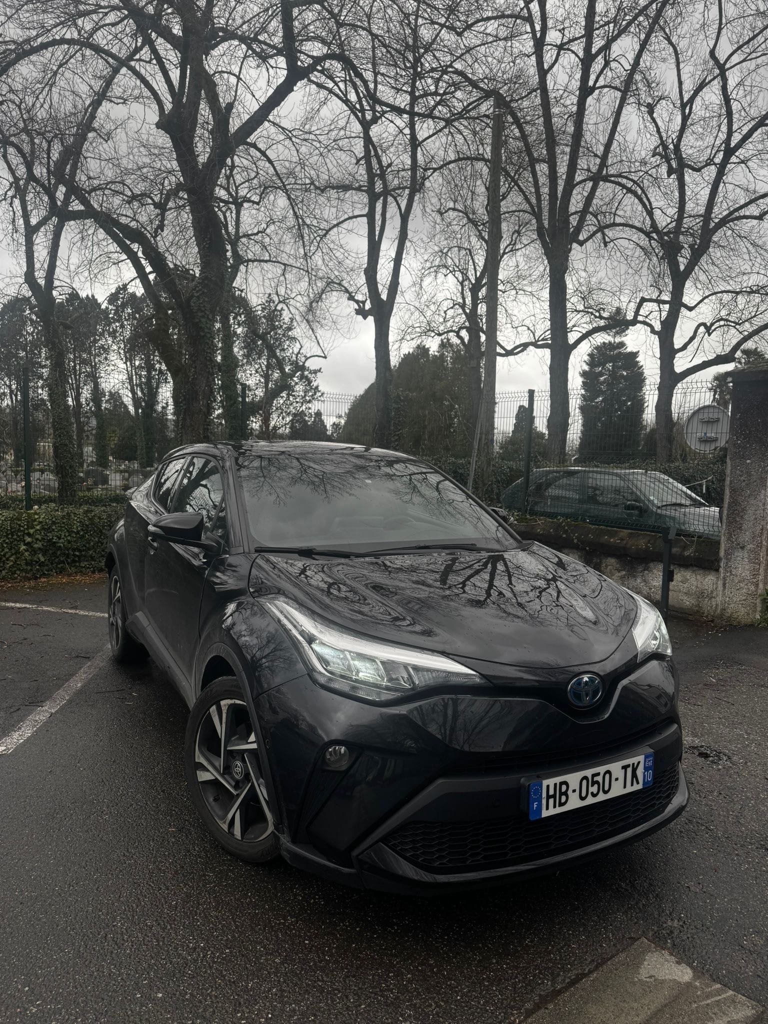 Toyota C-HR Hybrid, 2023, Essence 95 / Électrique (hybride), automatique