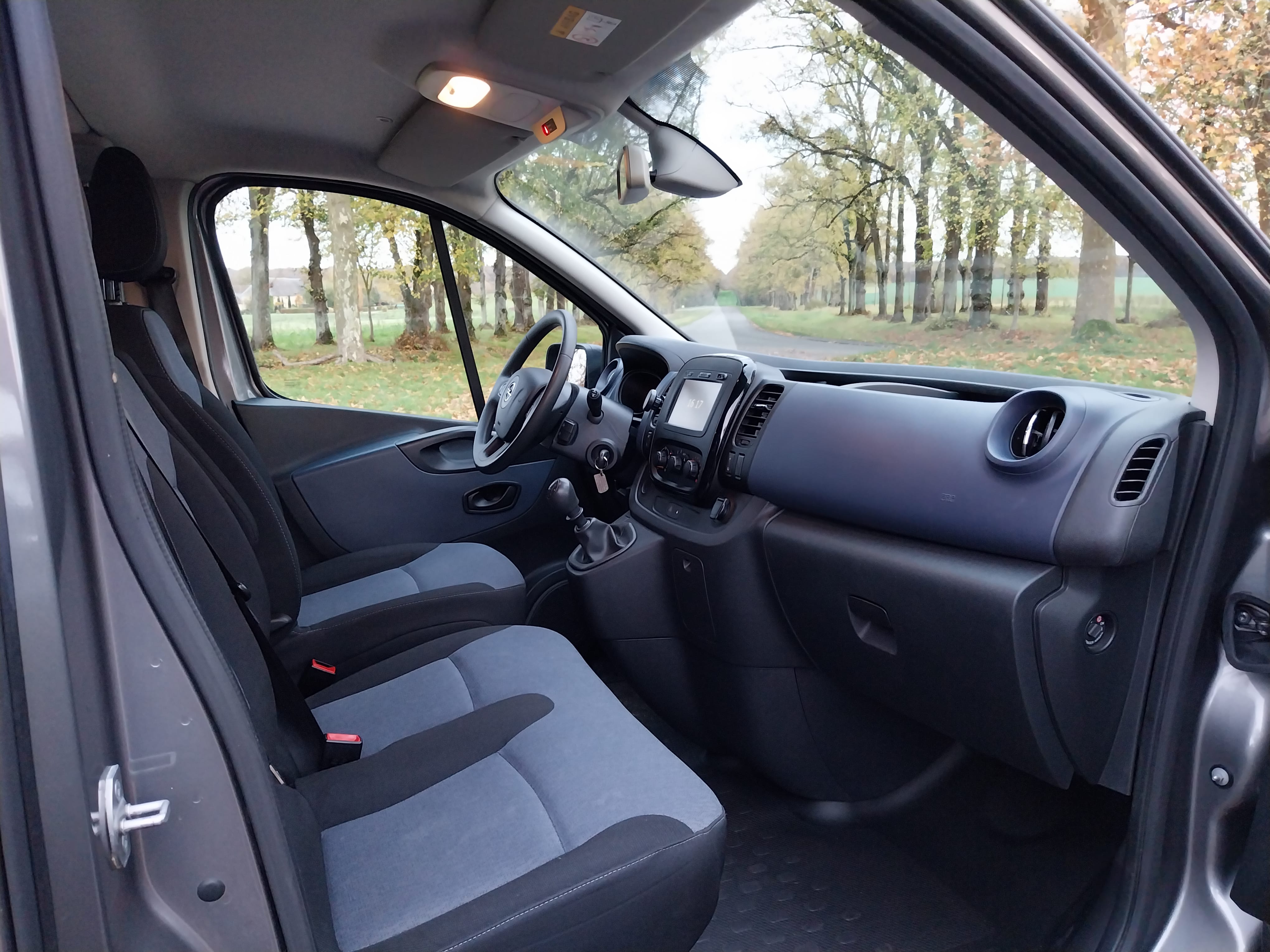 Opel Vivaro Combi avec Régulateur de vitesse
