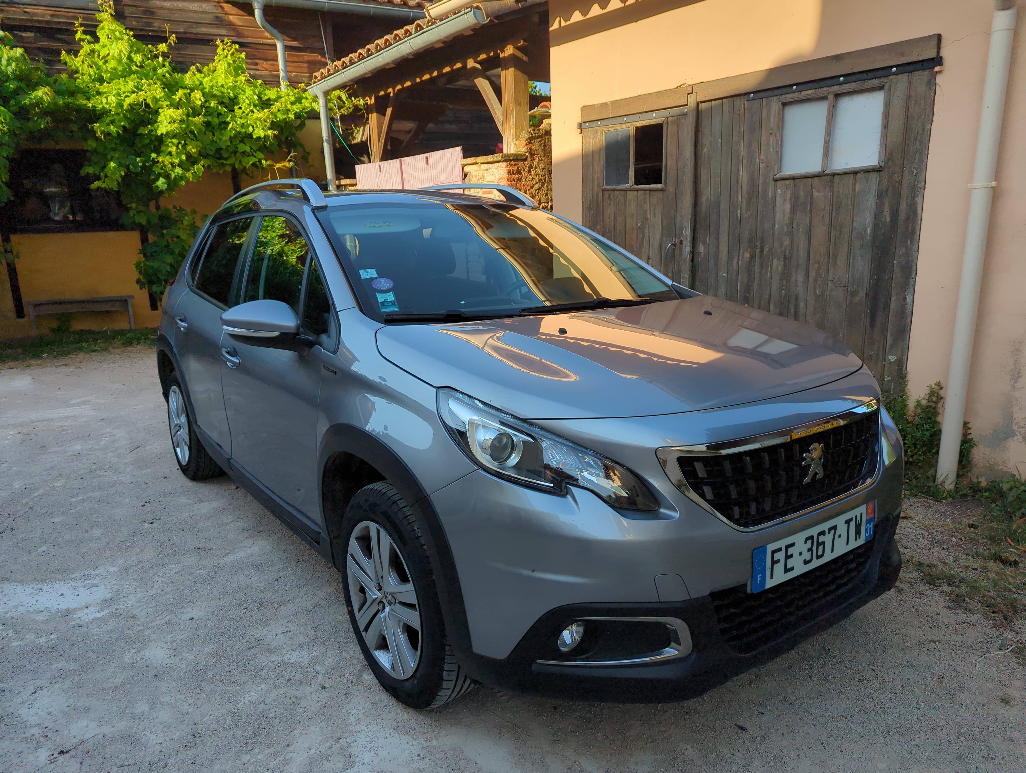 Peugeot 2008, 2019, Essence 95