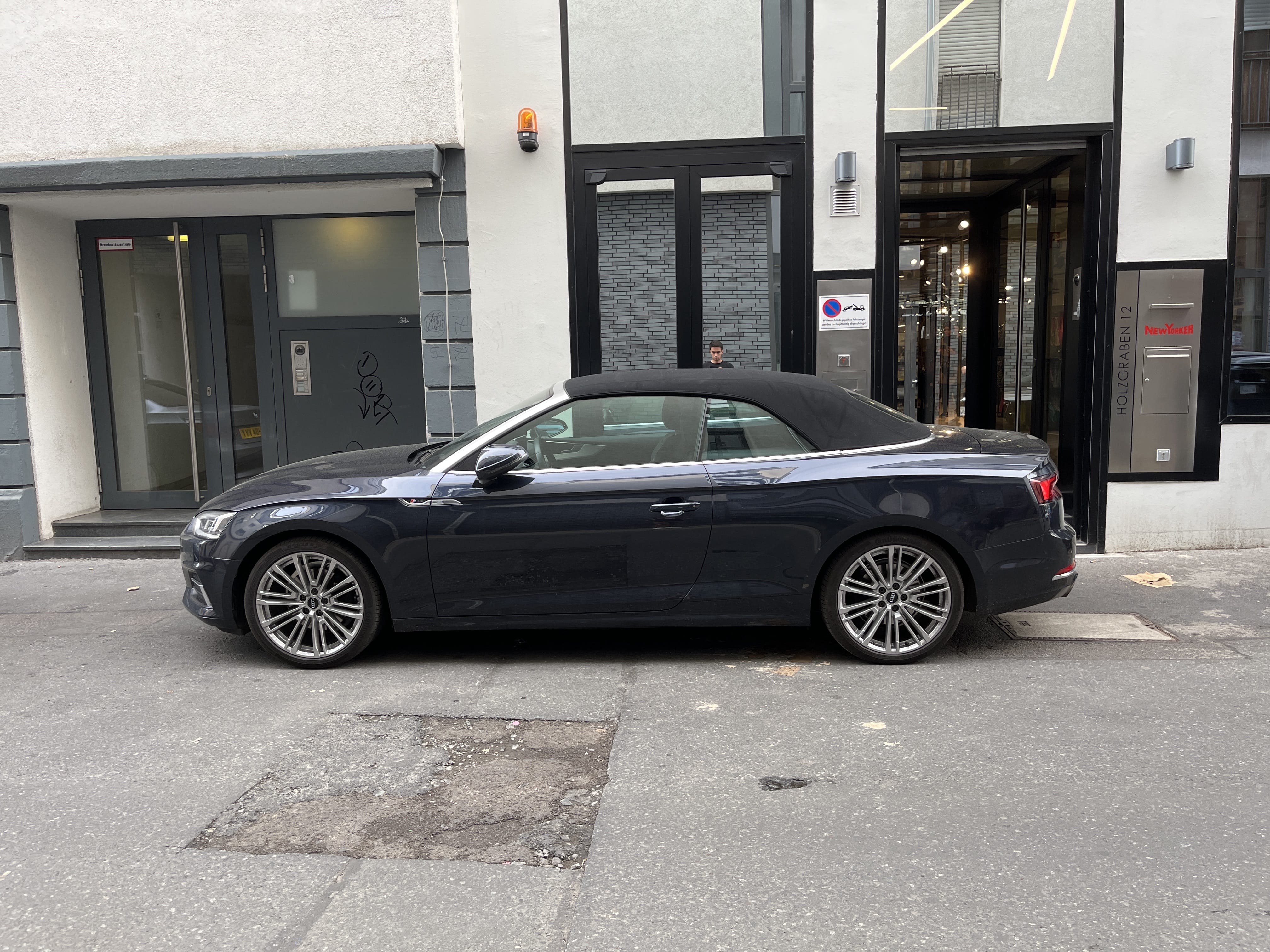 Audi A5 Cabriolet S-Line avec GPS