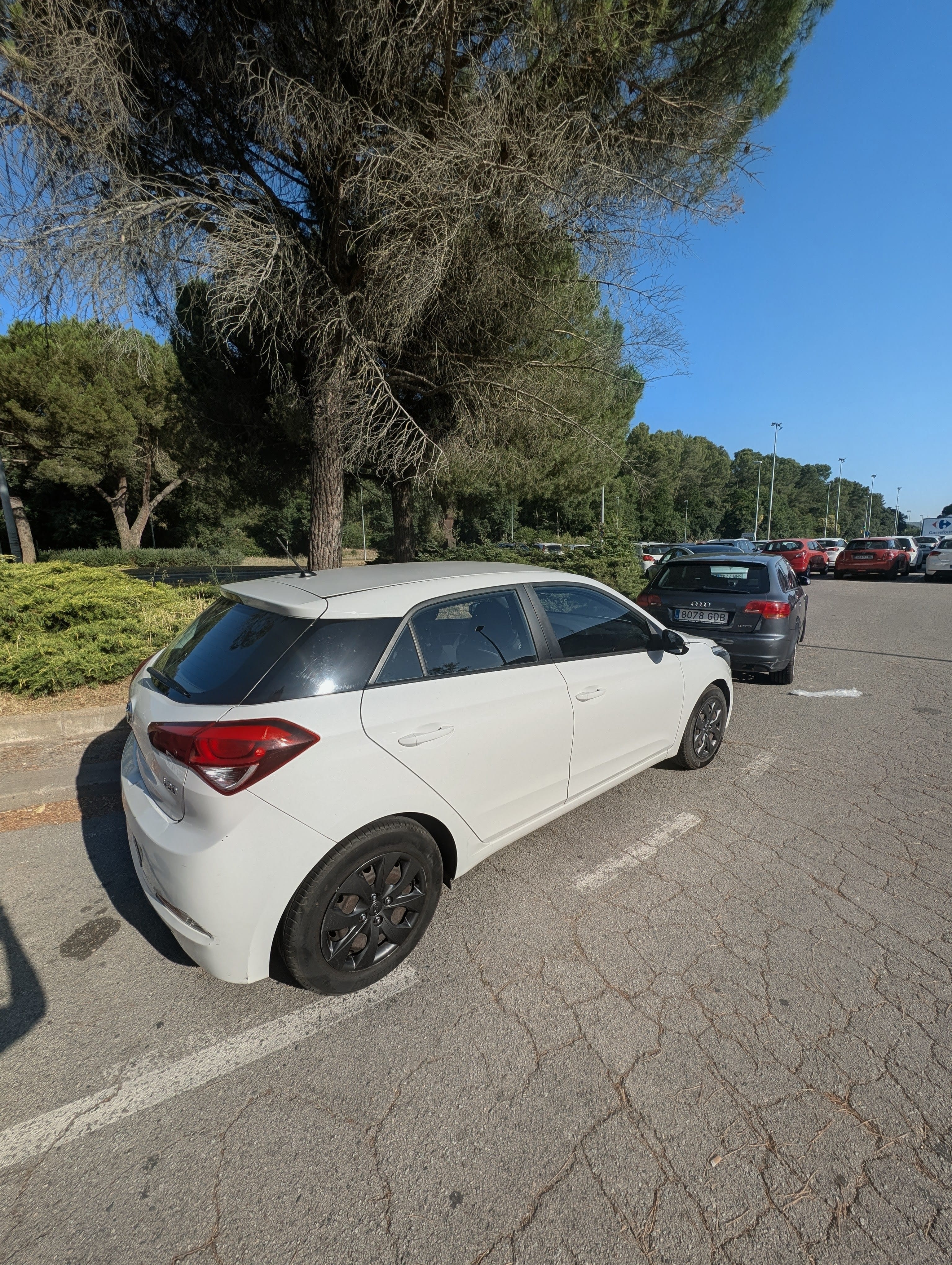 Hyundai i20 con Puertos de carga USB