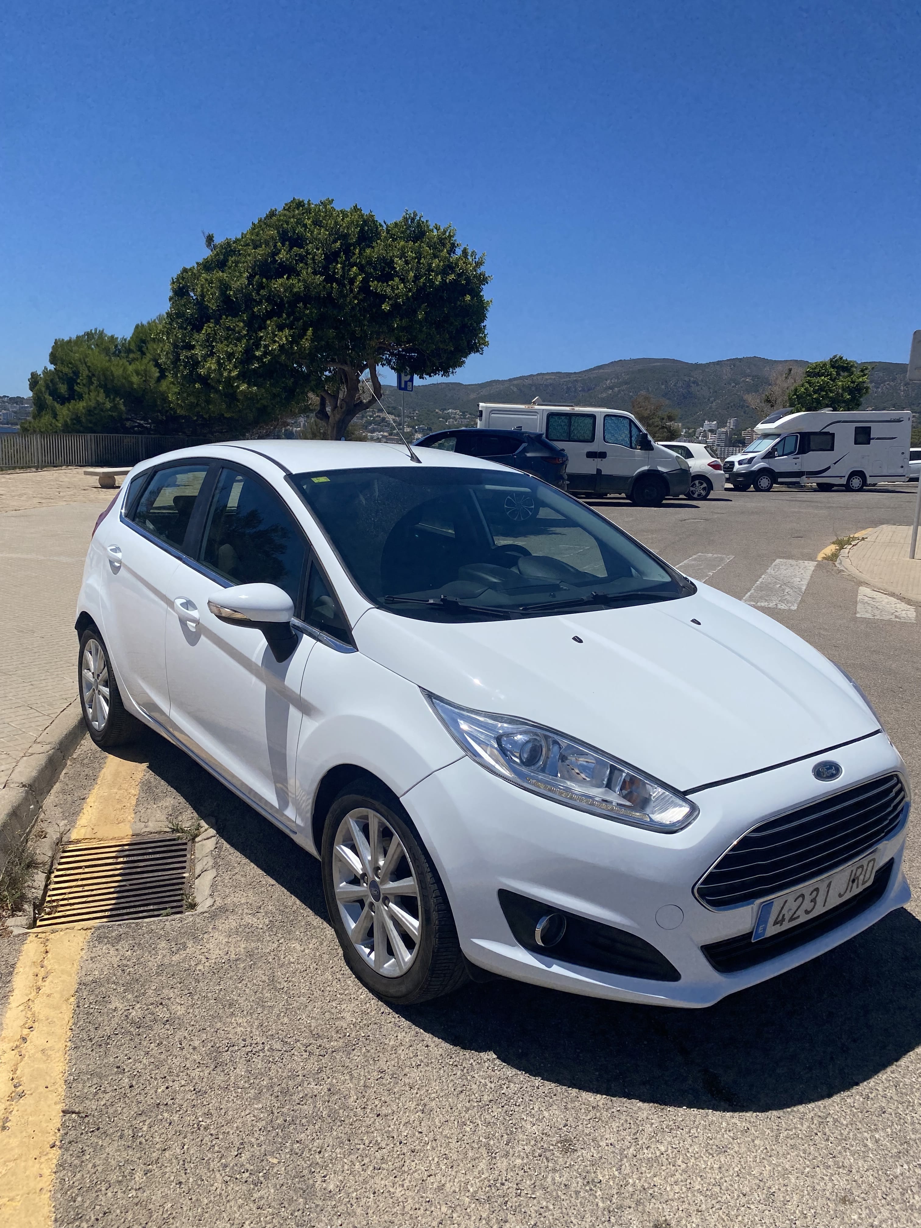 Ford Fiesta Titanium avec Climatisation