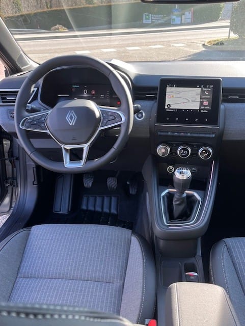 Renault Clio, 2025, Essence 98