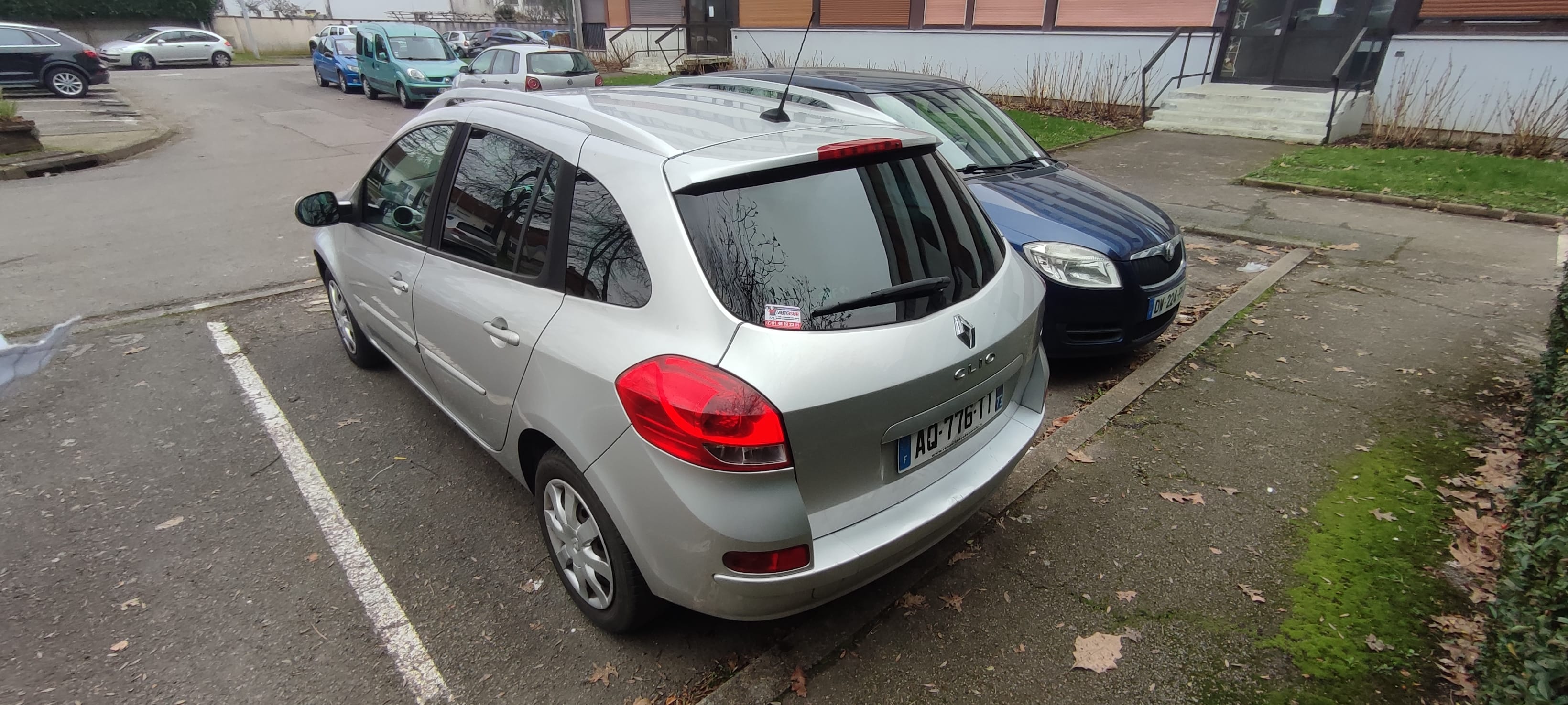 Renault Clio Estate avec GPS
