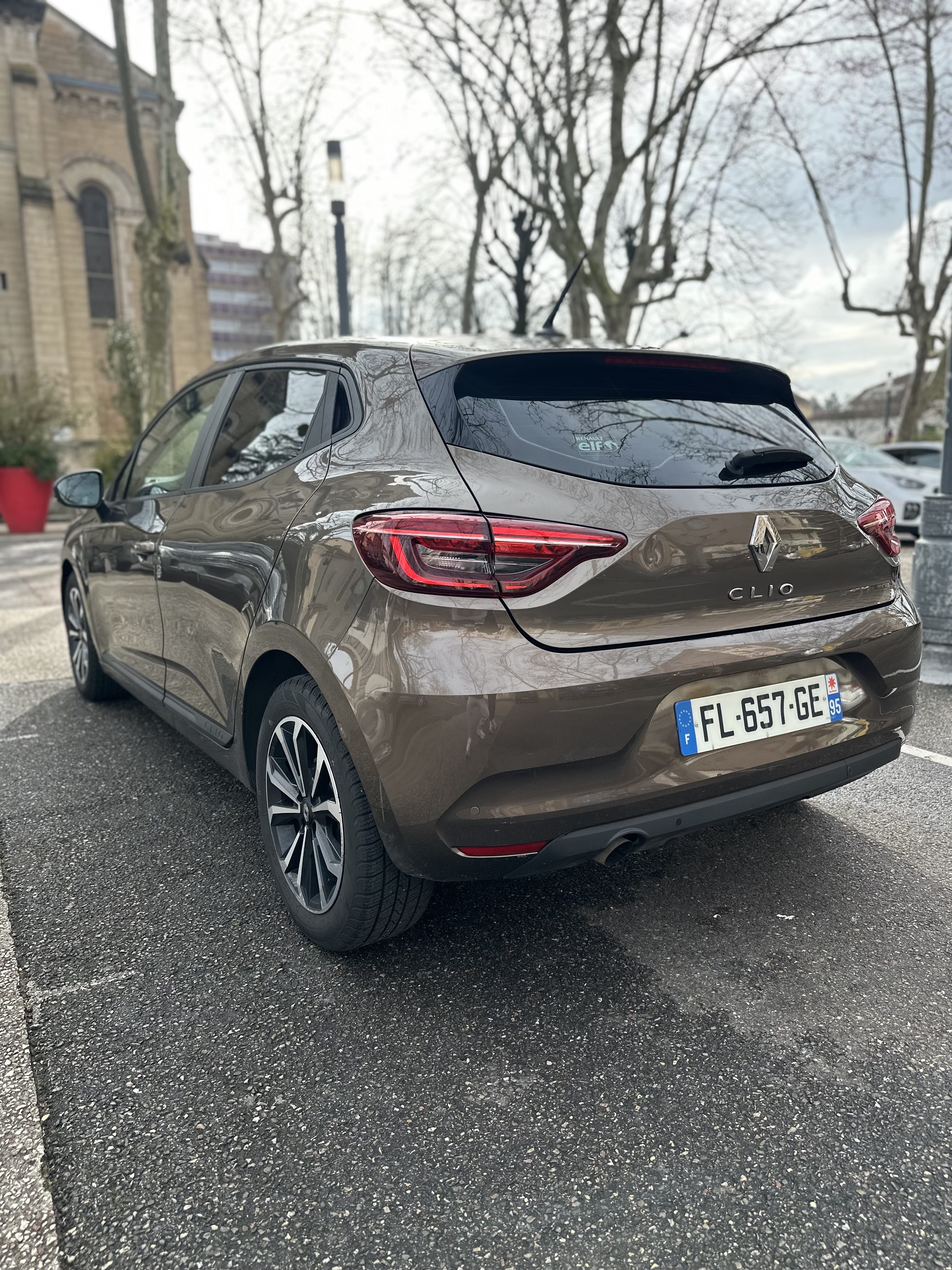 Renault Clio avec GPS