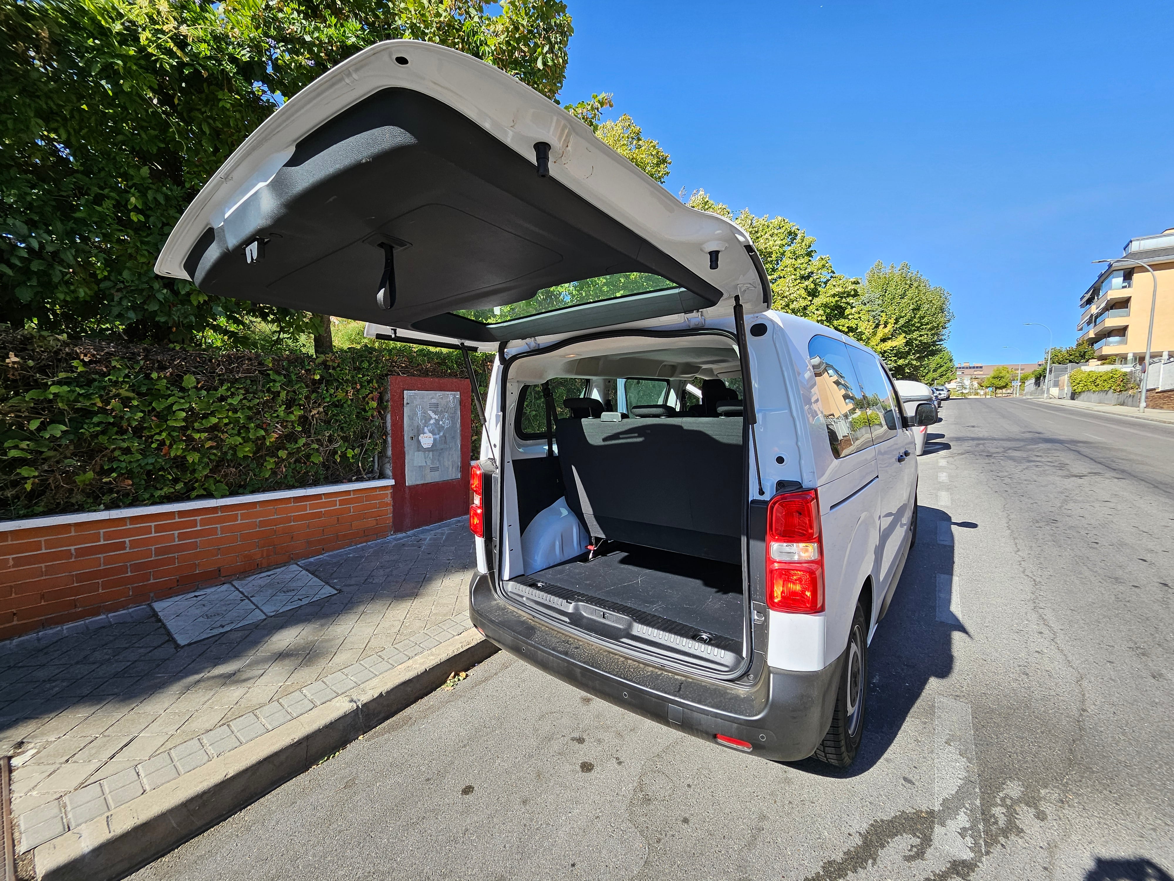 Opel Vivaro Combi