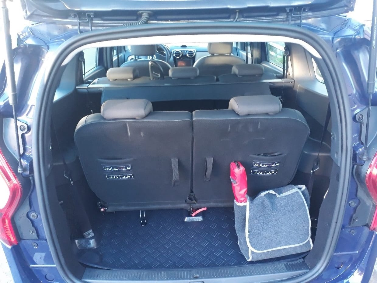 Dacia Lodgy 1.2 TCE 115Ch Lauréate 7 Places avec Entrée audio / iPod