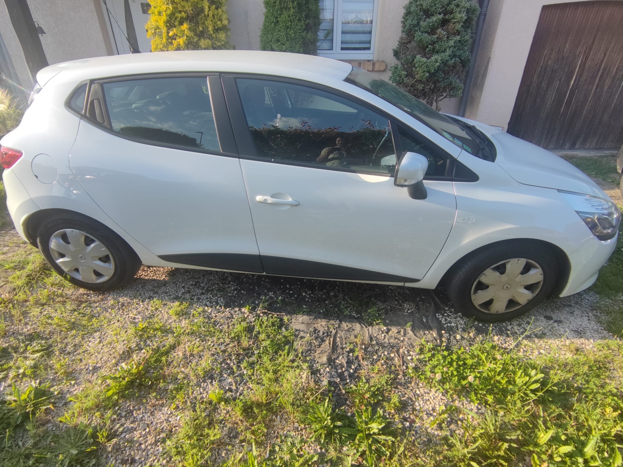 Renault Clio avec Climatisation