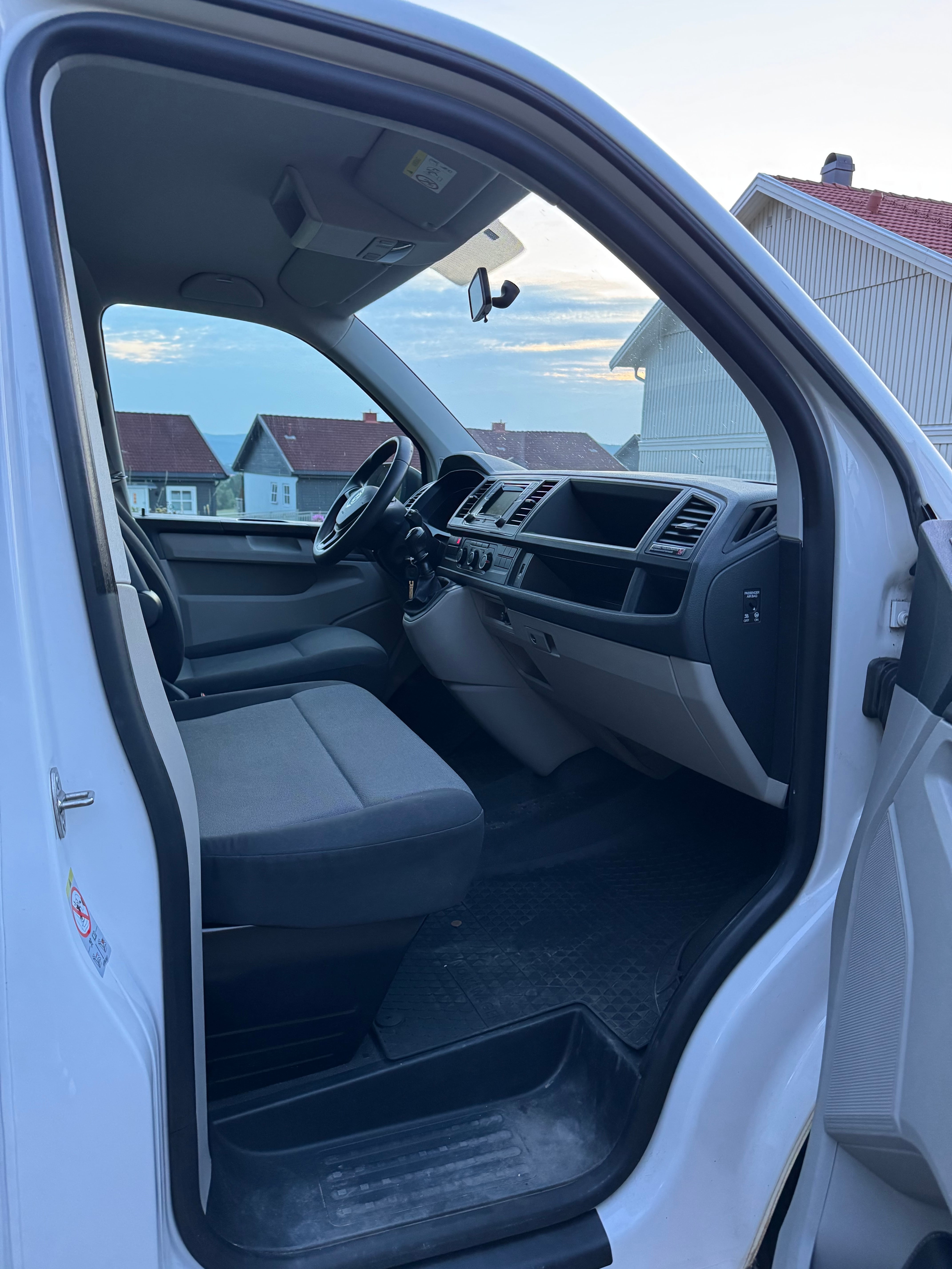 Volkswagen Transporter Camper med Servise