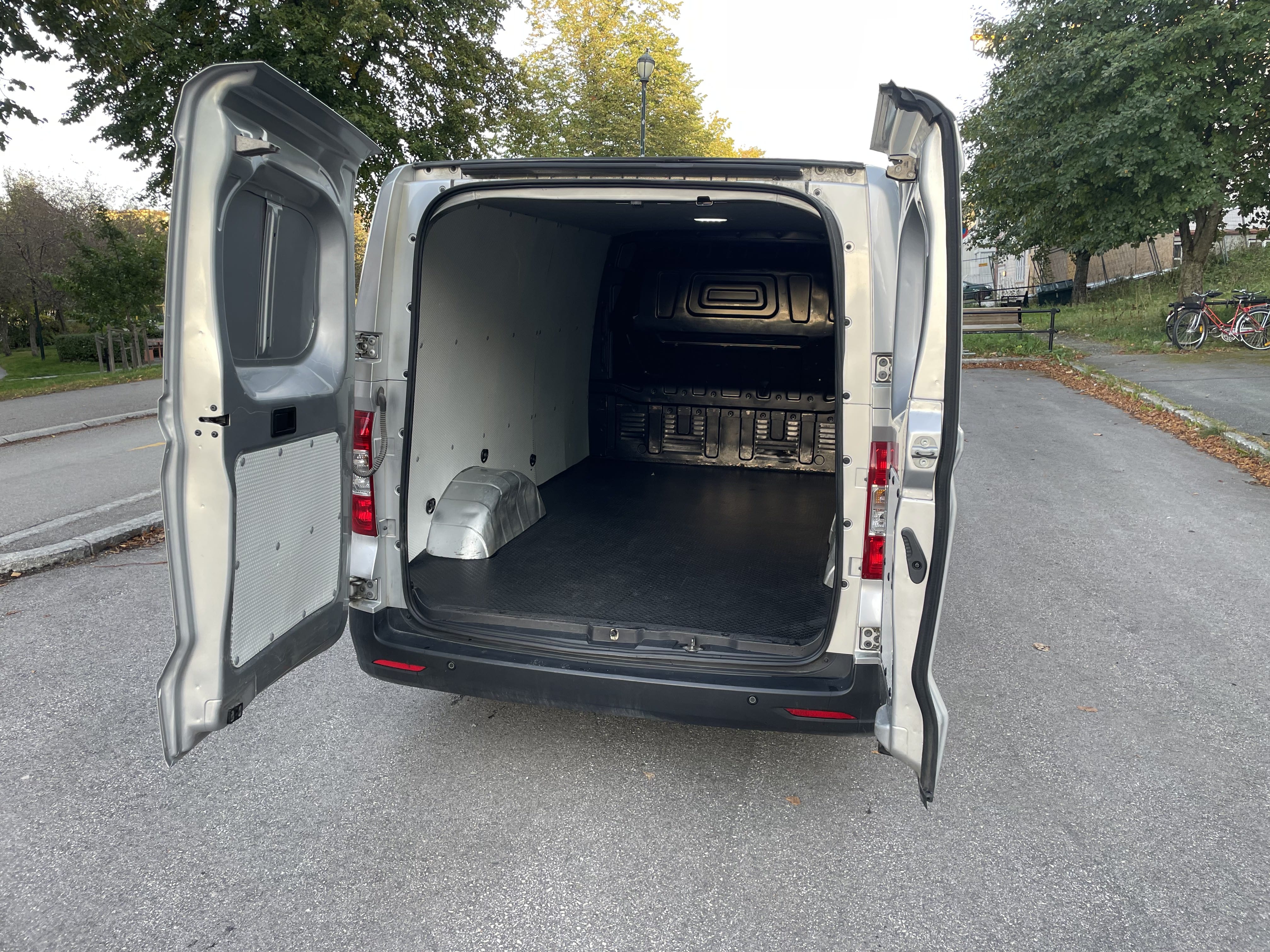 Maxus eDeliver 3 Lang med Bluetooth audio