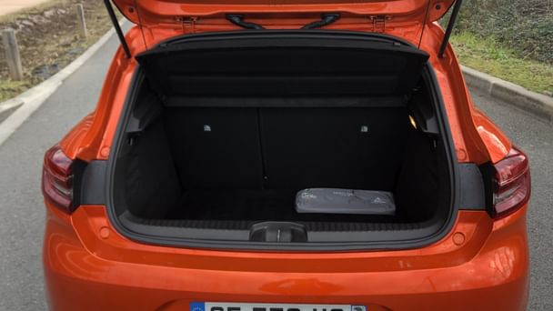 Renault Clio Renault Clio RS-Line – sport, confort et dispo 24/7 à Bordeaux, proche gare ! avec Android Auto