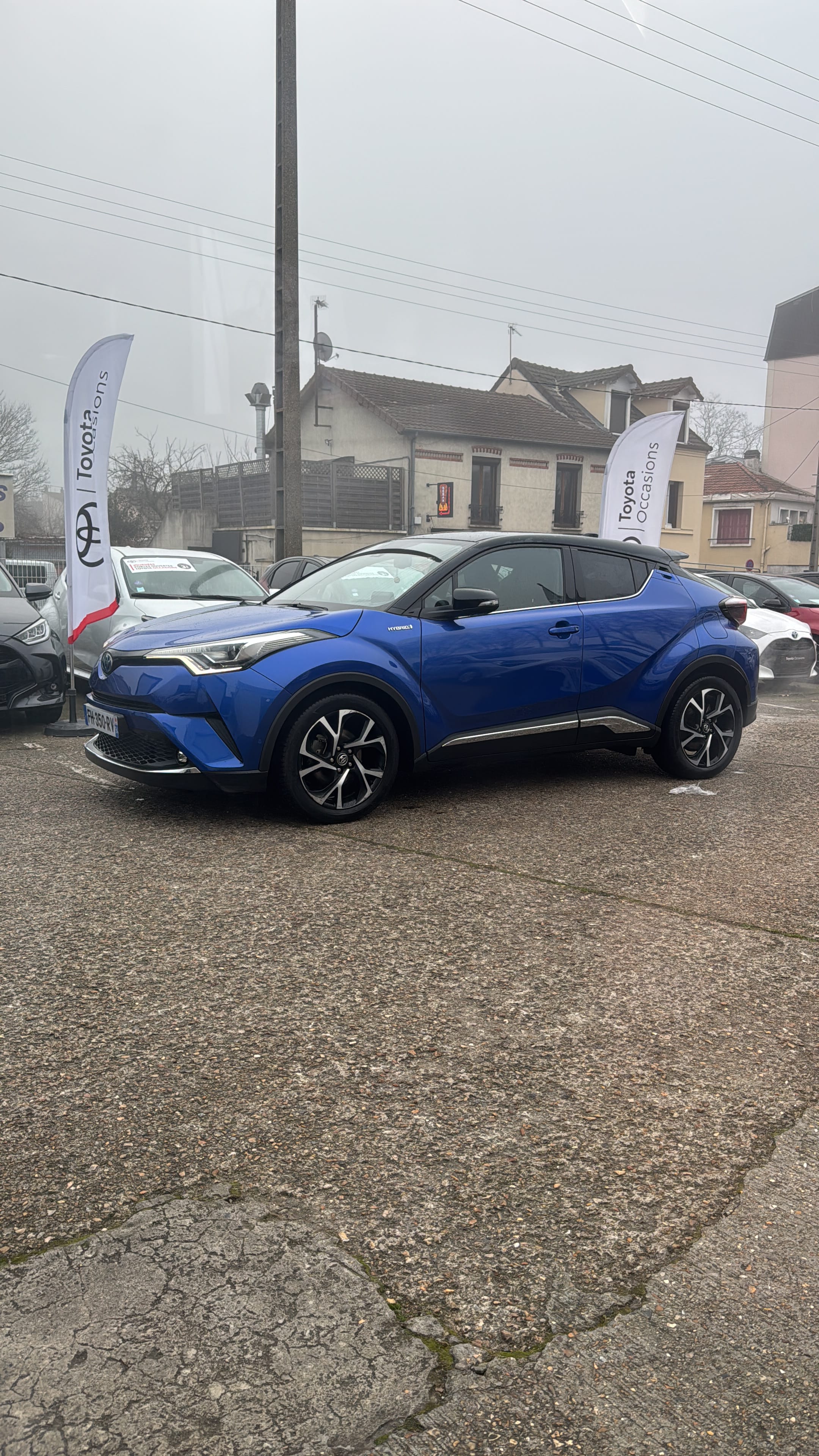Toyota C-HR Hybrid avec Climatisation