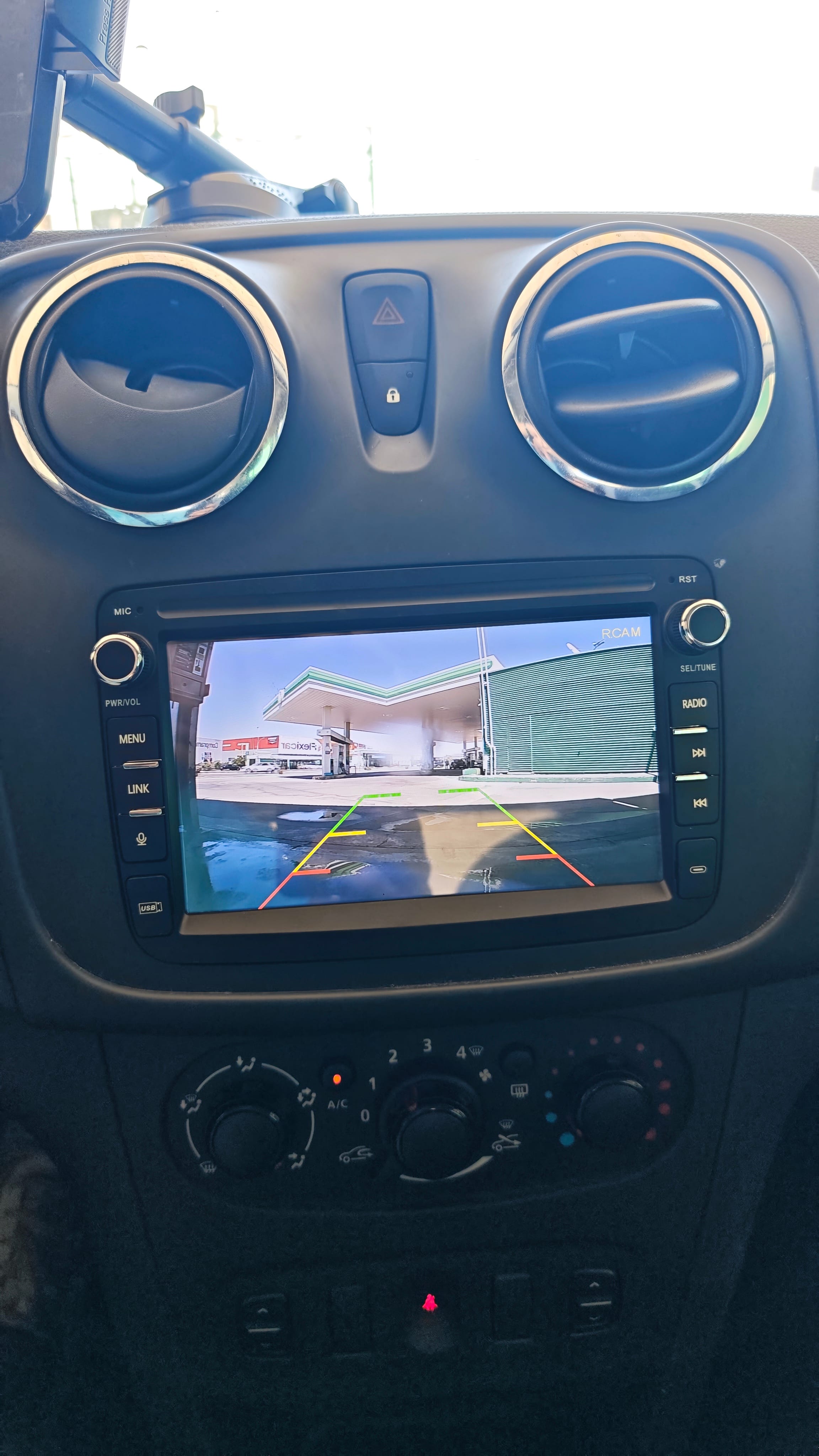 Dacia Sandero con Apple CarPlay