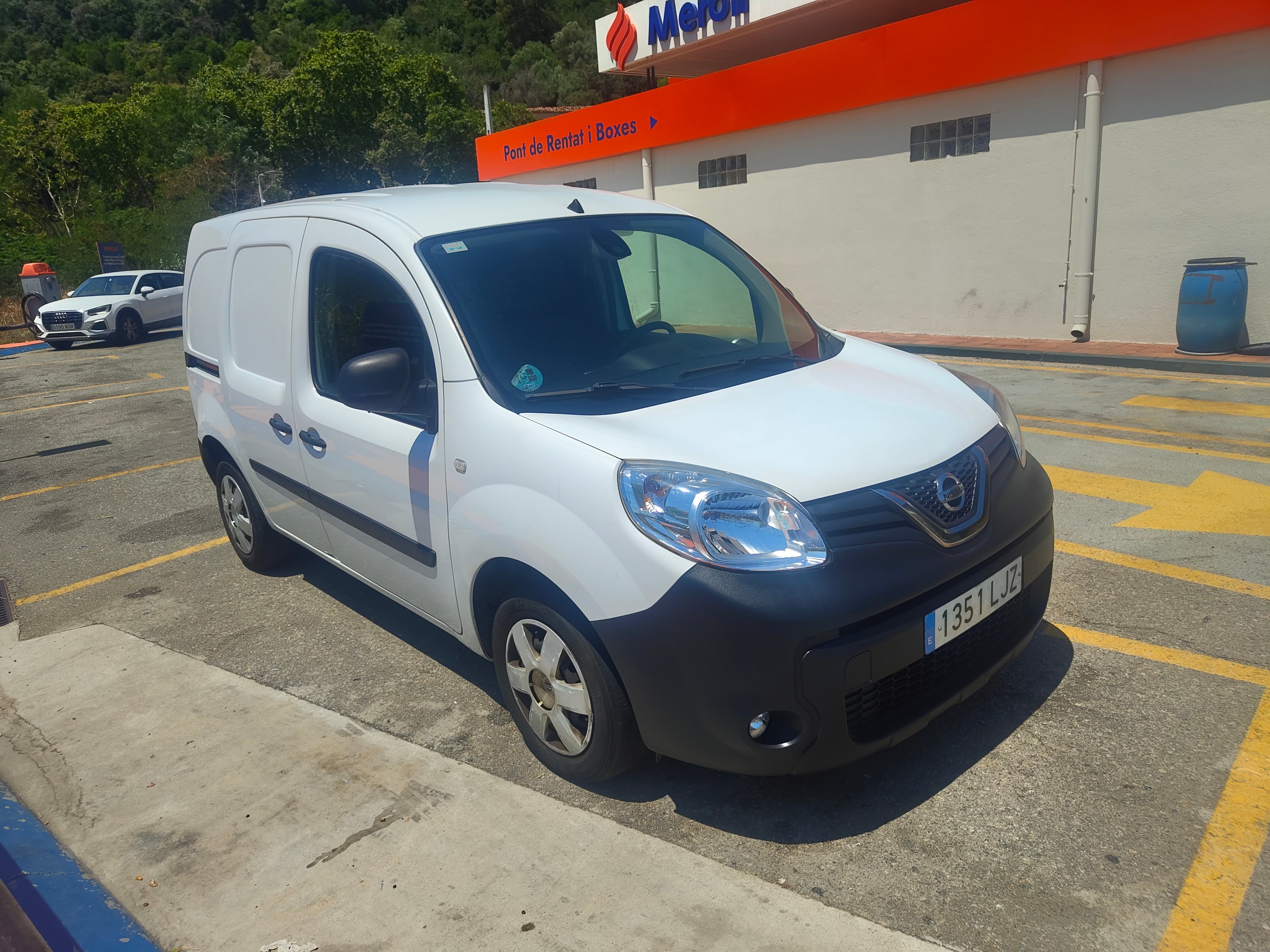 Nissan NV250 Furgoneta 1.9 dci con Entrada de Audio/iPod