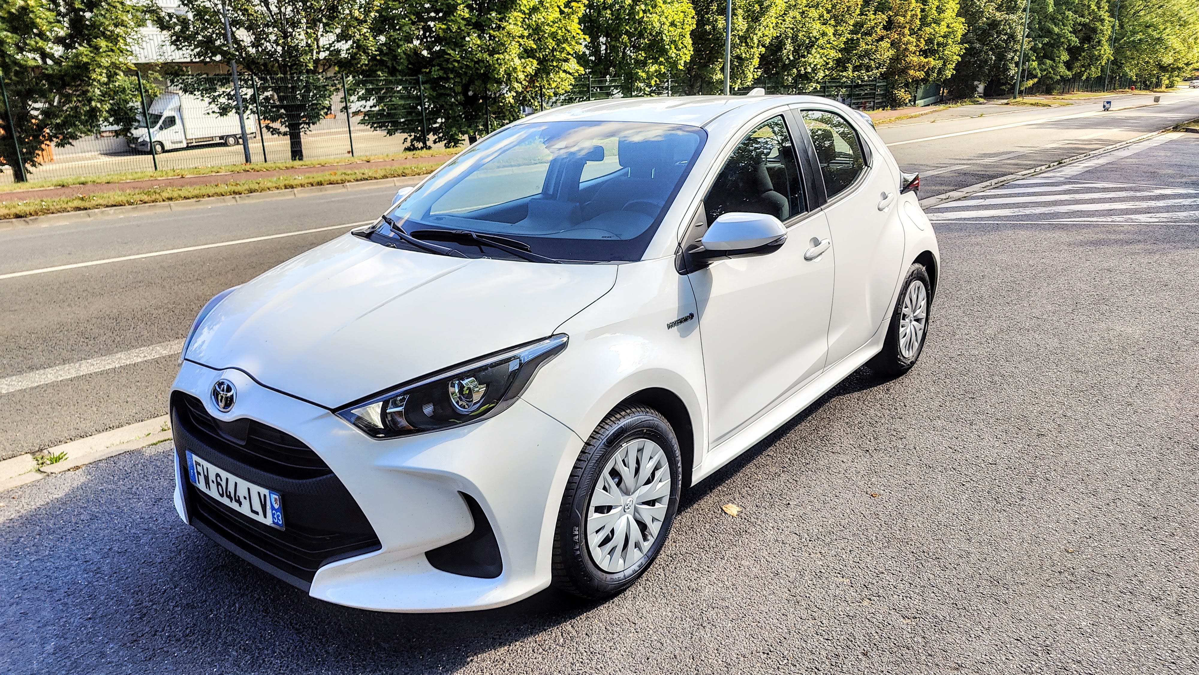 Toyota Yaris Hybride 4 - FW644LV, 2021, Essence 95 / Électrique (hybride), automatique